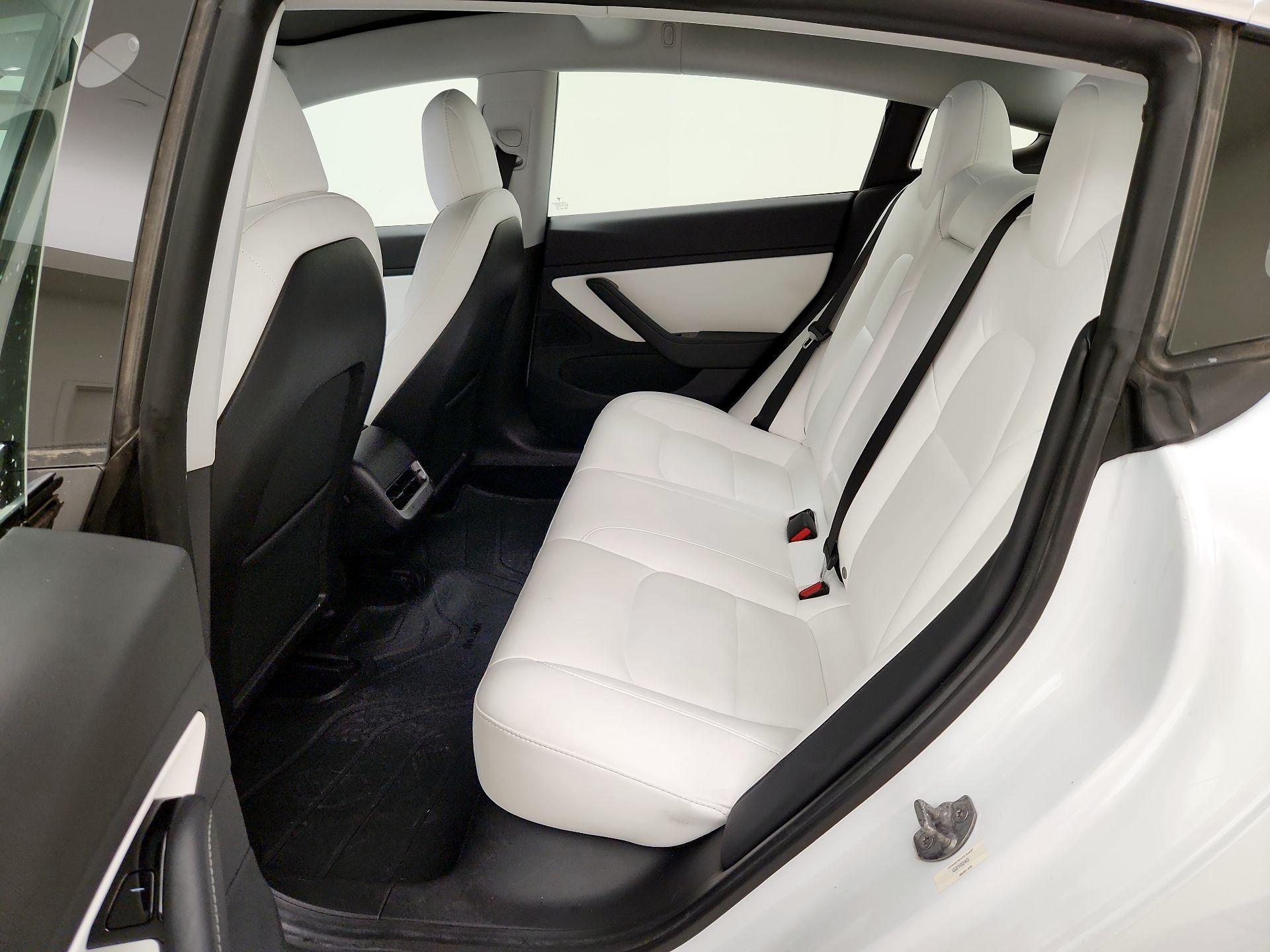 Thumbnail: 2020 Tesla Model 3 - 20