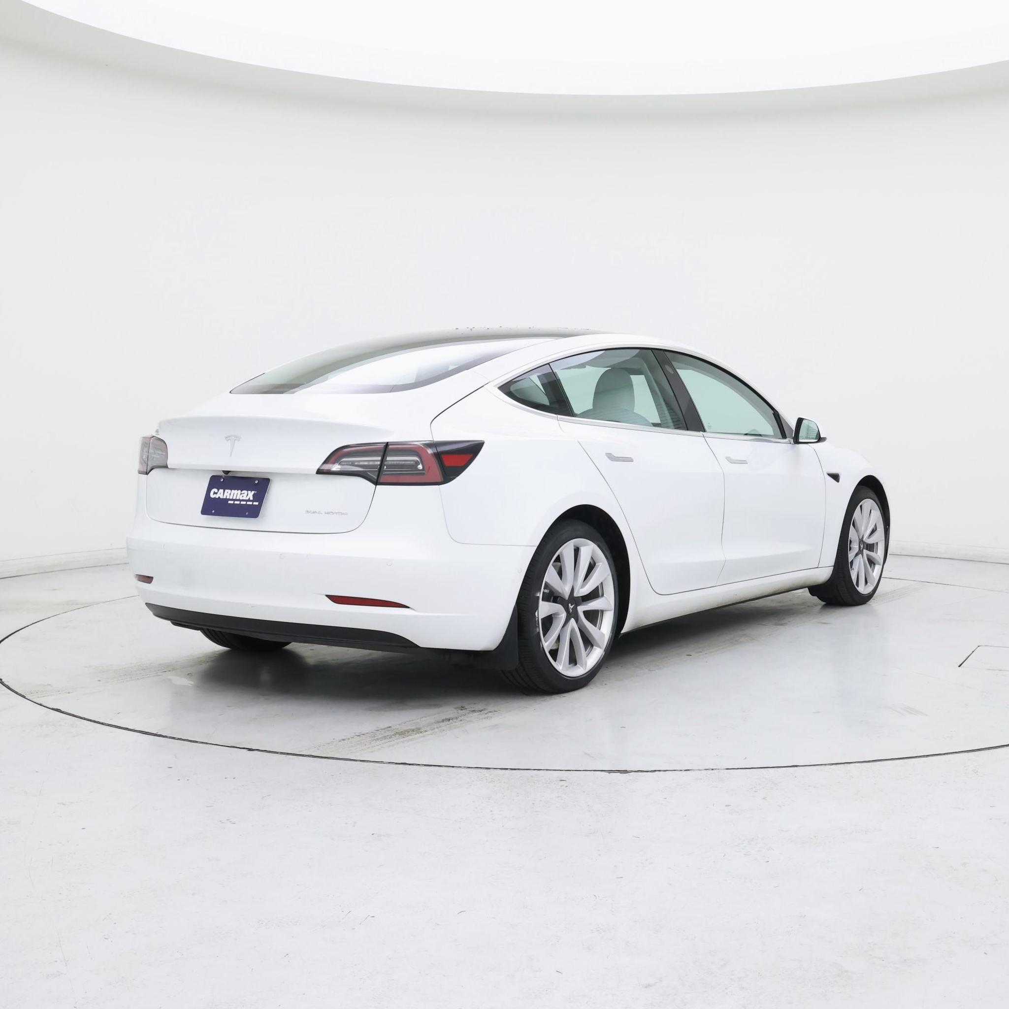 Thumbnail: 2020 Tesla Model 3 - 8