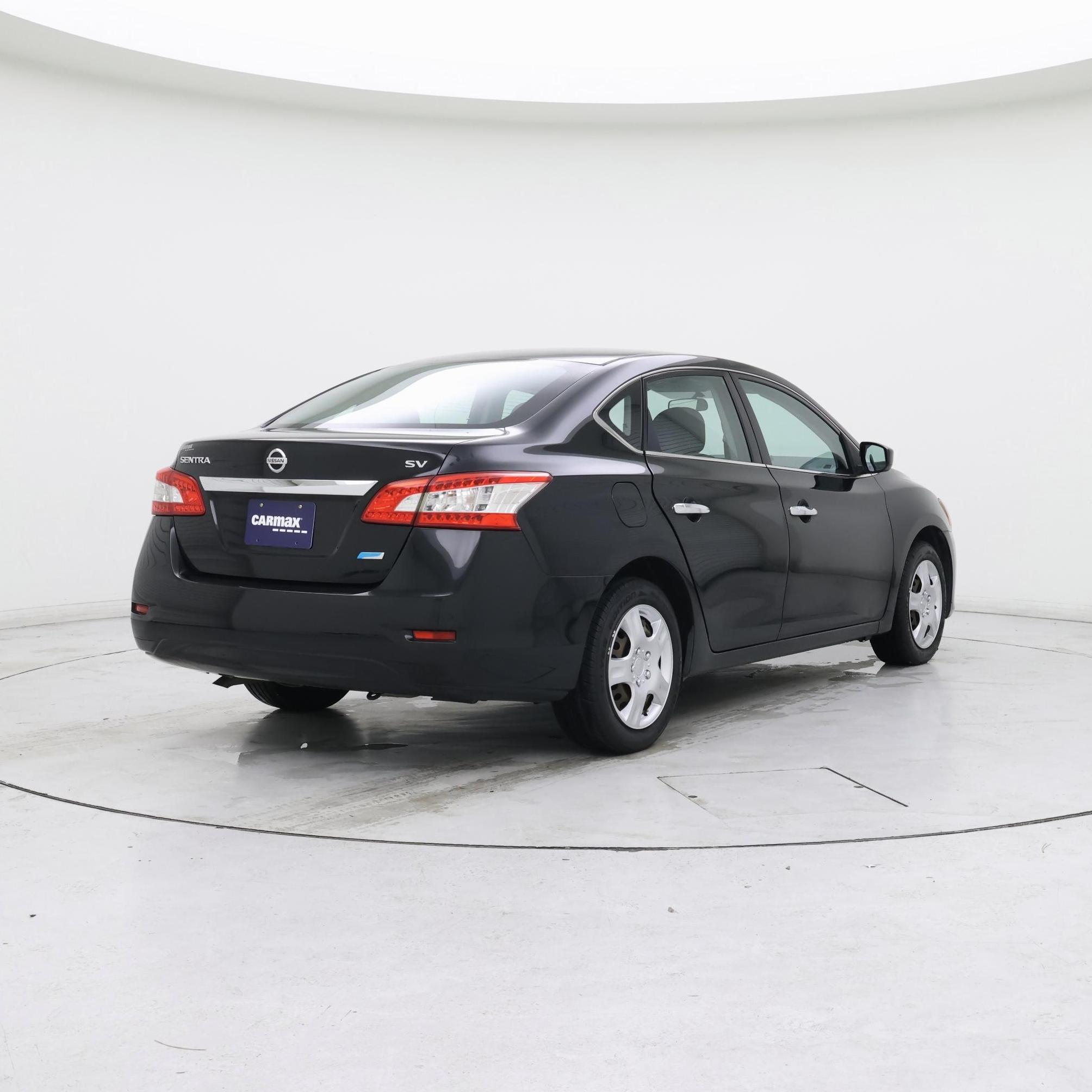 Thumbnail: 2014 Nissan Sentra - 8