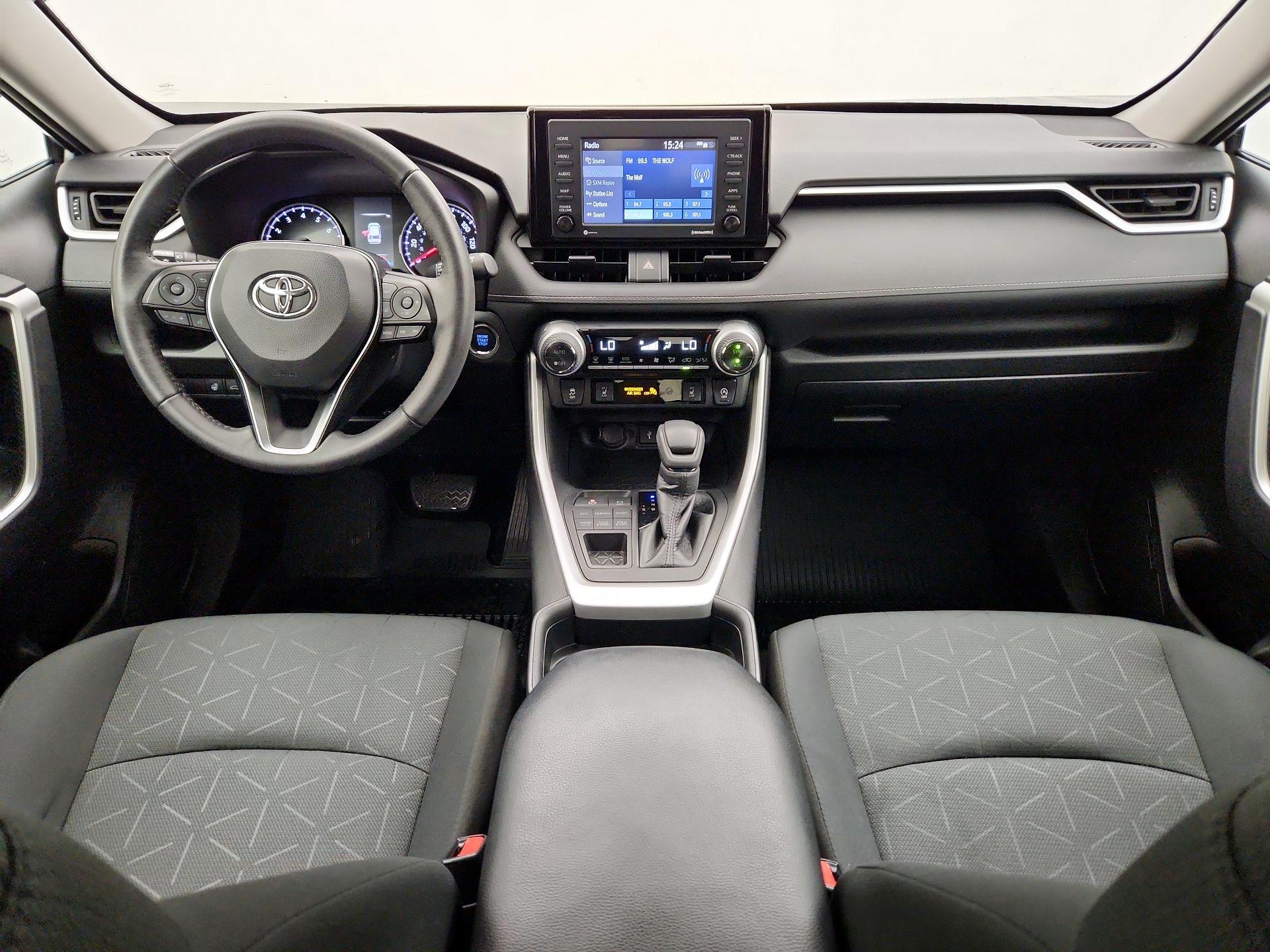 Thumbnail: 2021 Toyota RAV4 - 9