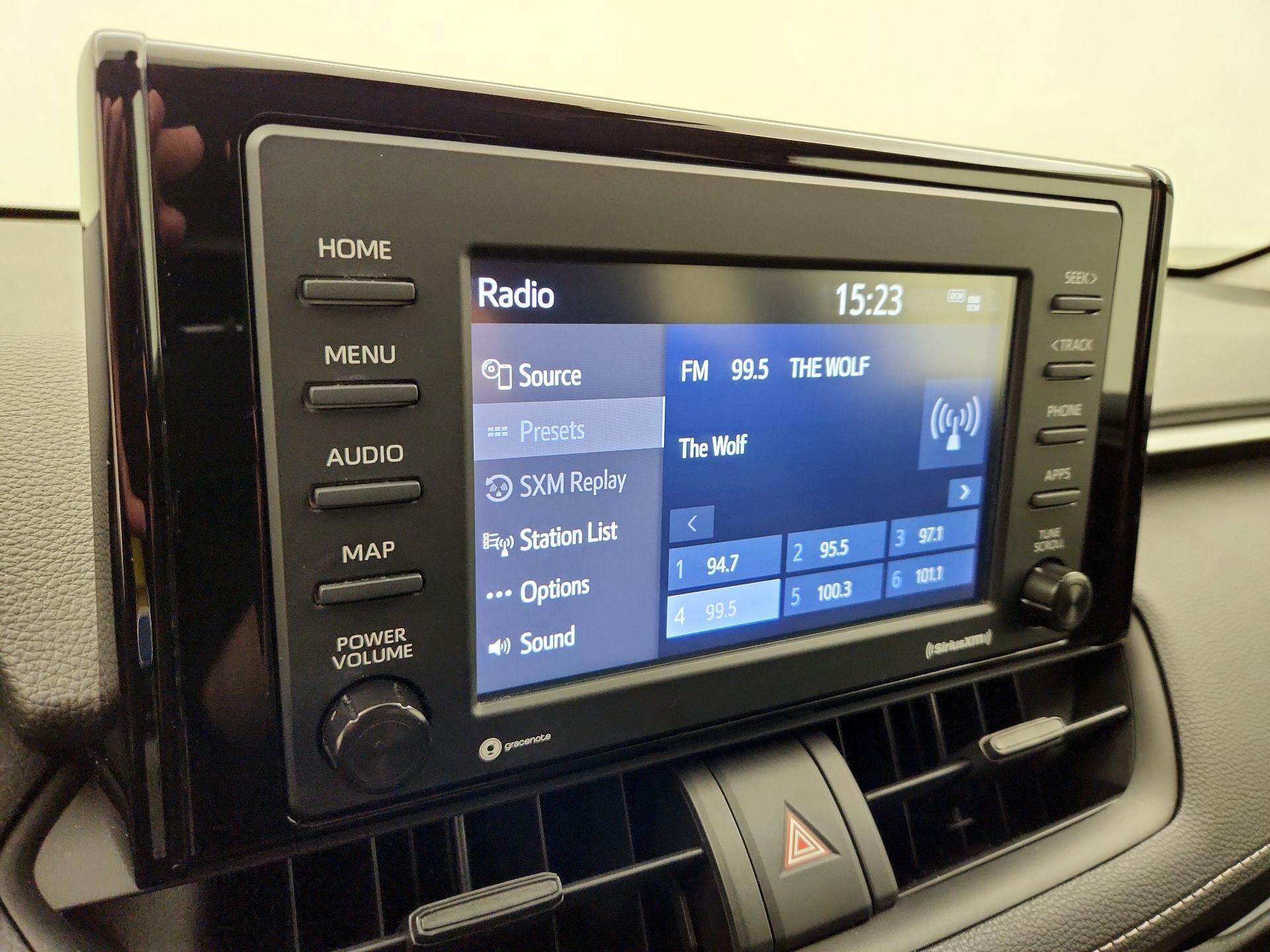 Thumbnail: 2021 Toyota RAV4 - 15