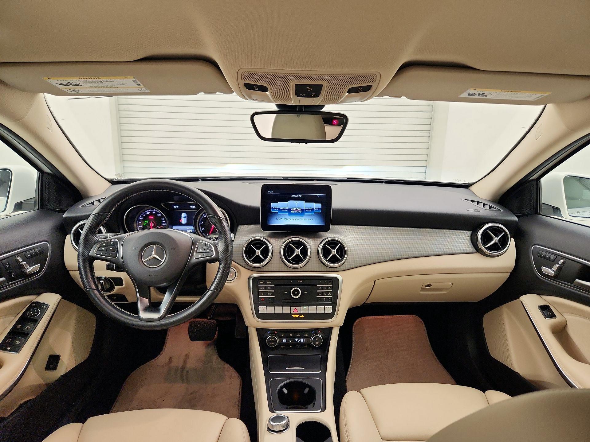 Thumbnail: 2020 Mercedes-Benz GLA - 9