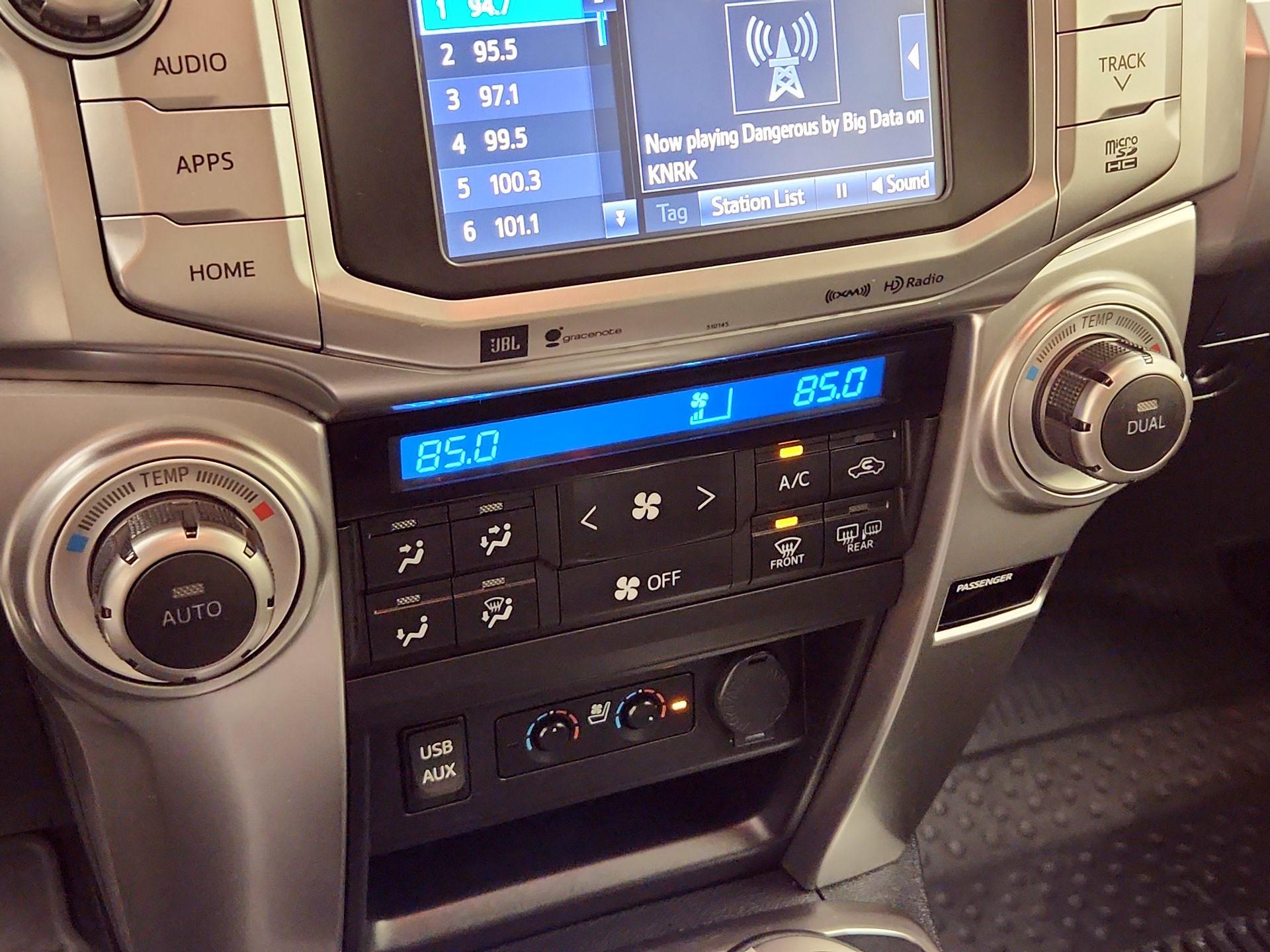 Thumbnail: 2018 Toyota 4Runner - 17