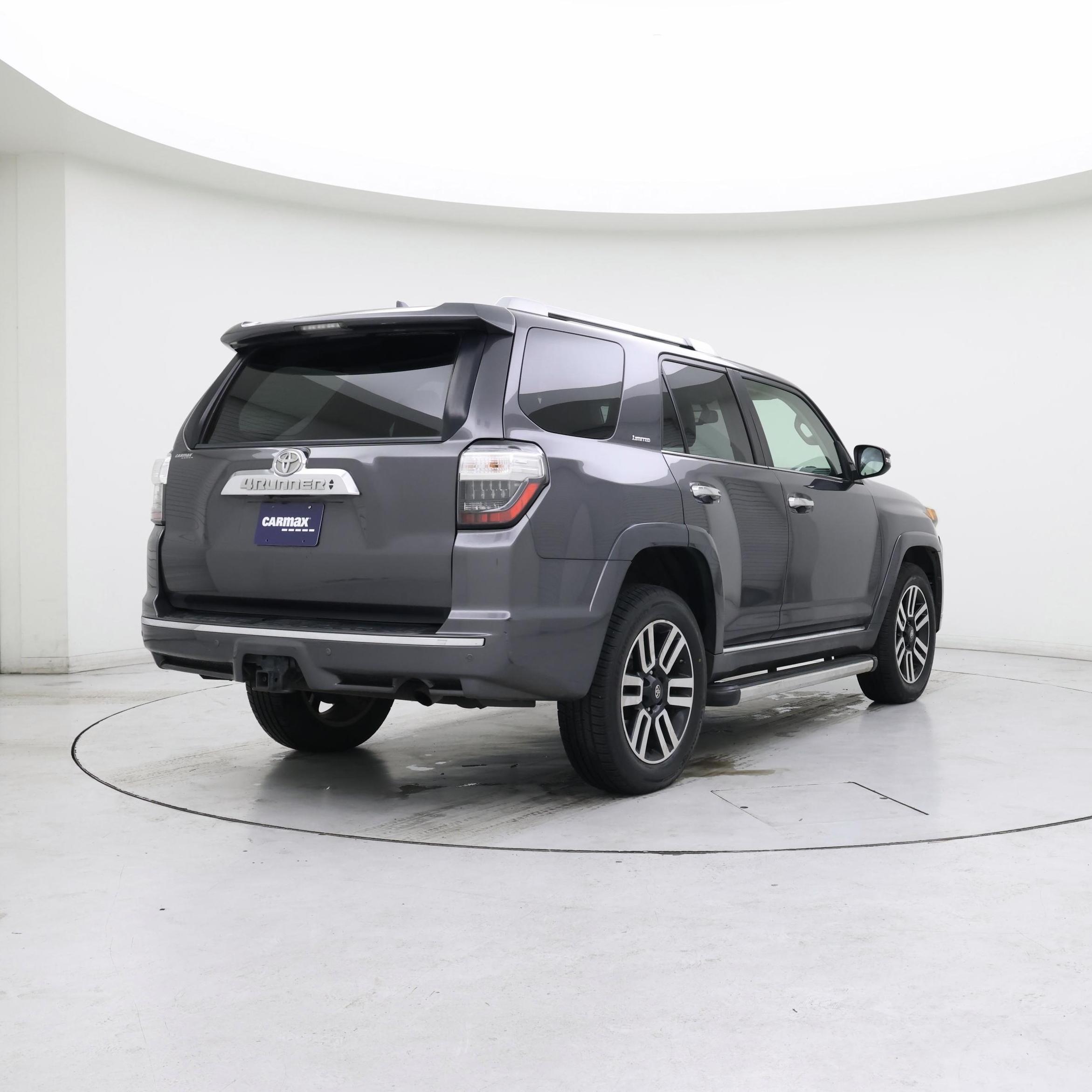 Thumbnail: 2018 Toyota 4Runner - 8