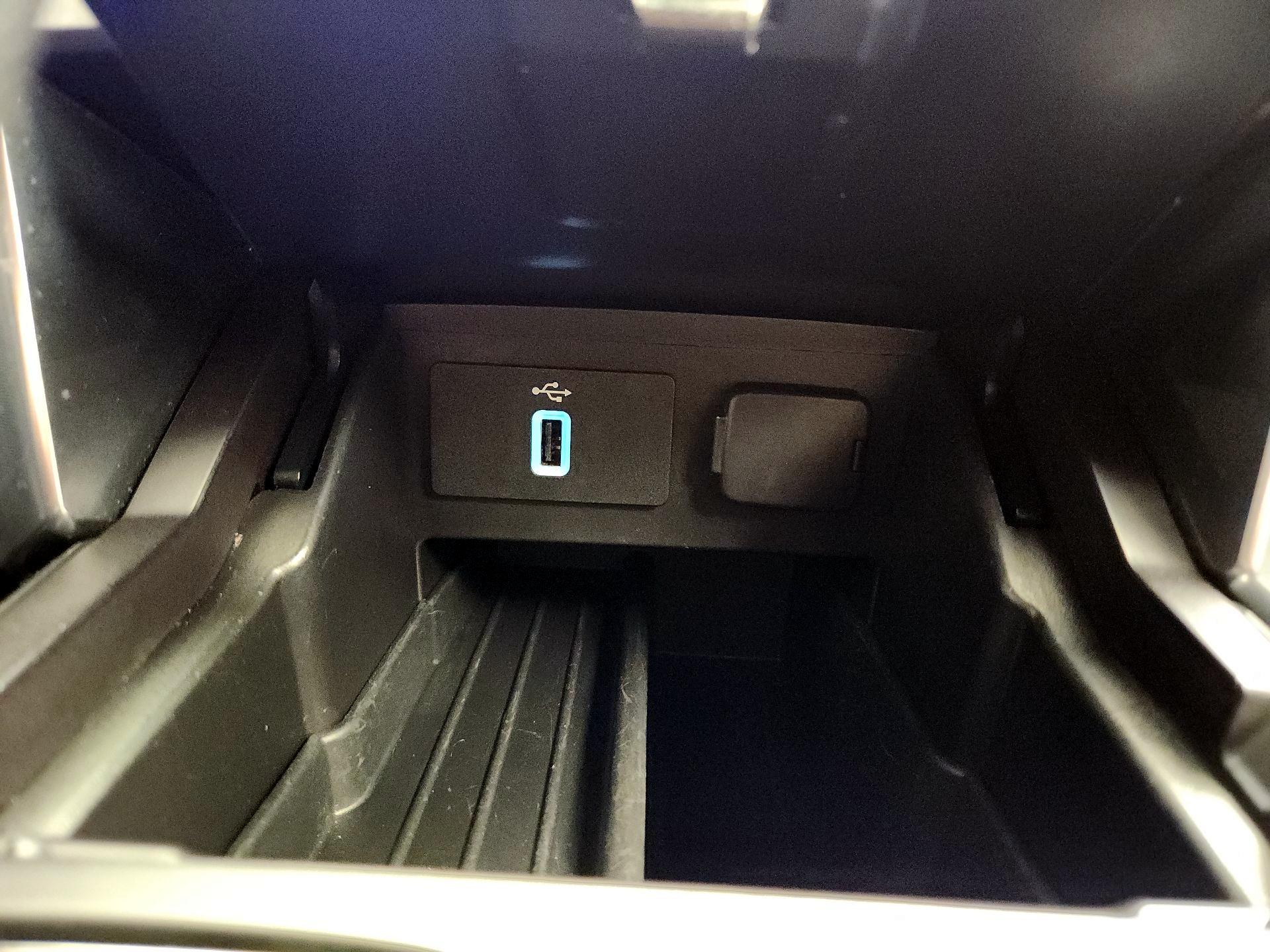 Thumbnail: 2018 Ford Explorer - 19