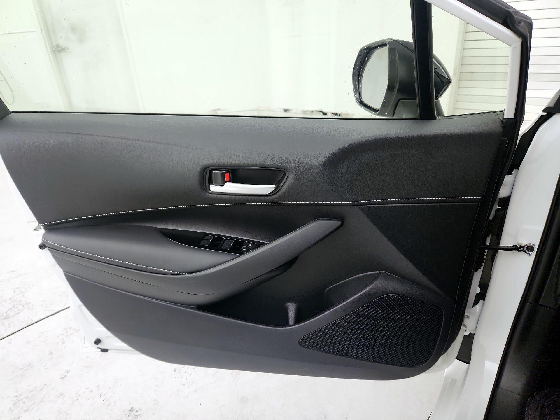 Thumbnail: 2022 Toyota Corolla - 12