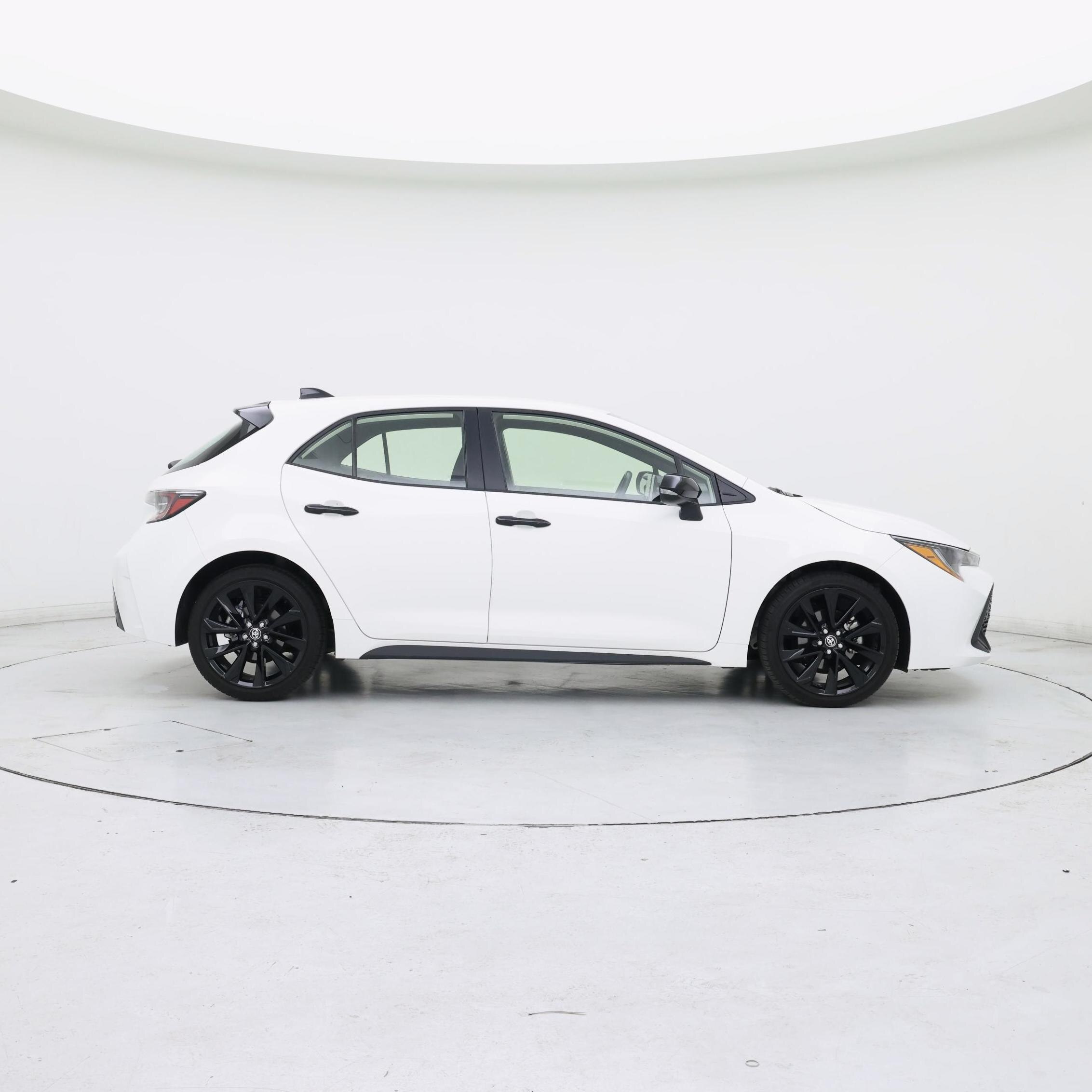 Thumbnail: 2022 Toyota Corolla - 7