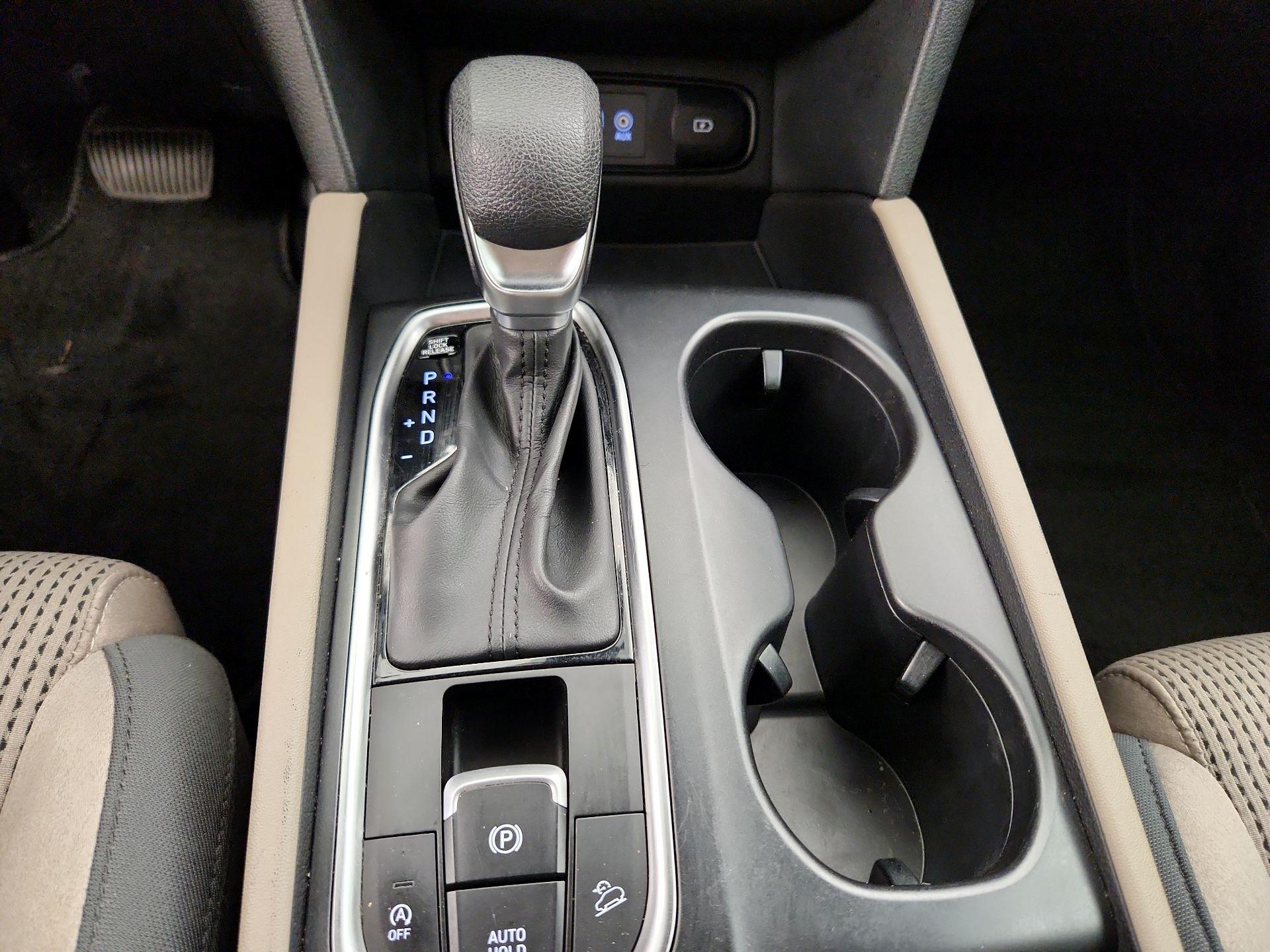 Thumbnail: 2019 Hyundai Santa Fe - 17