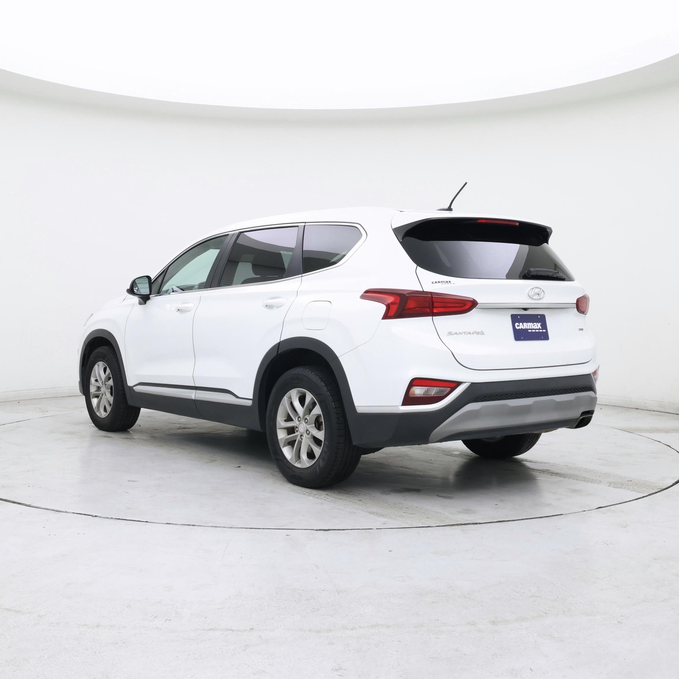 Thumbnail: 2019 Hyundai Santa Fe - 2