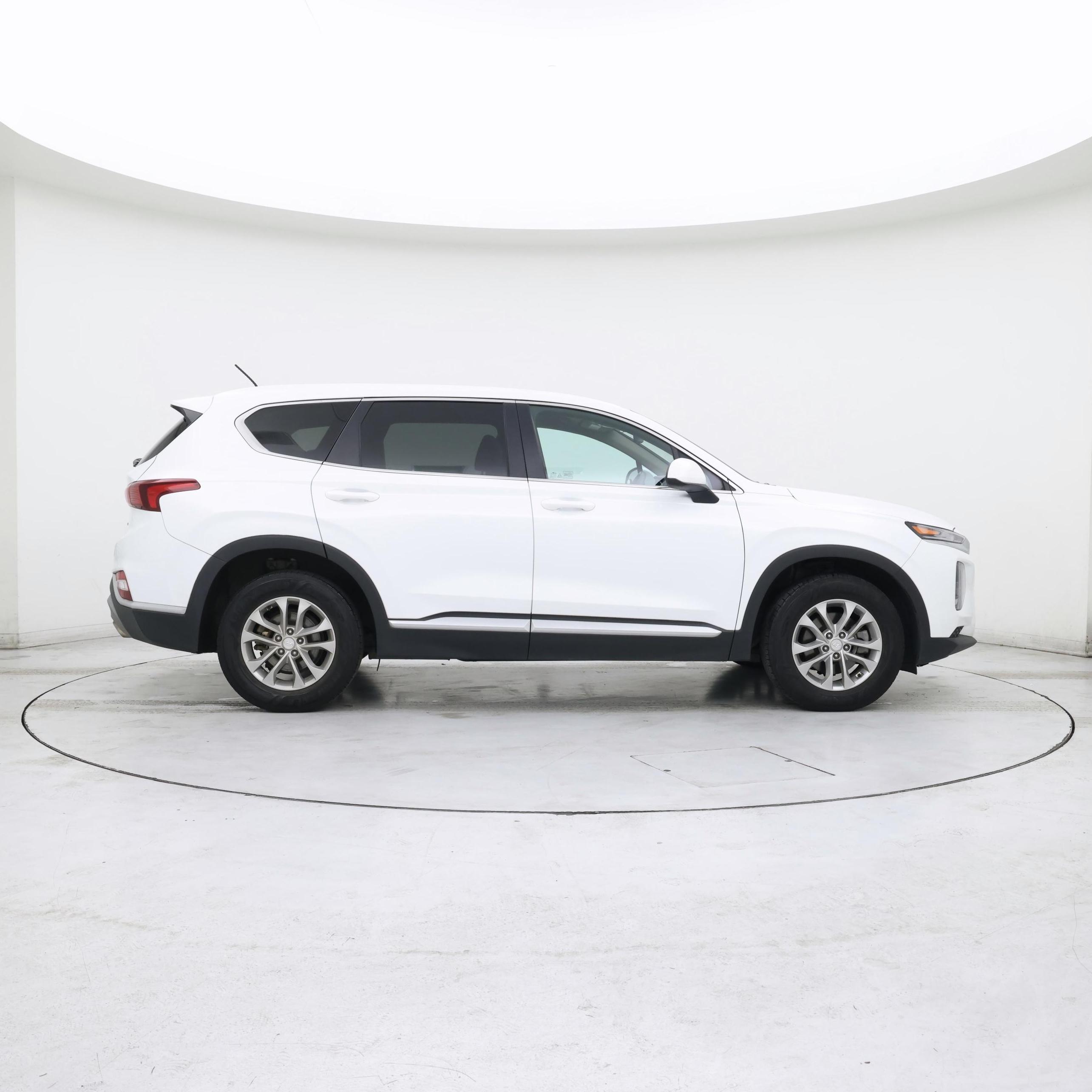 Thumbnail: 2019 Hyundai Santa Fe - 7