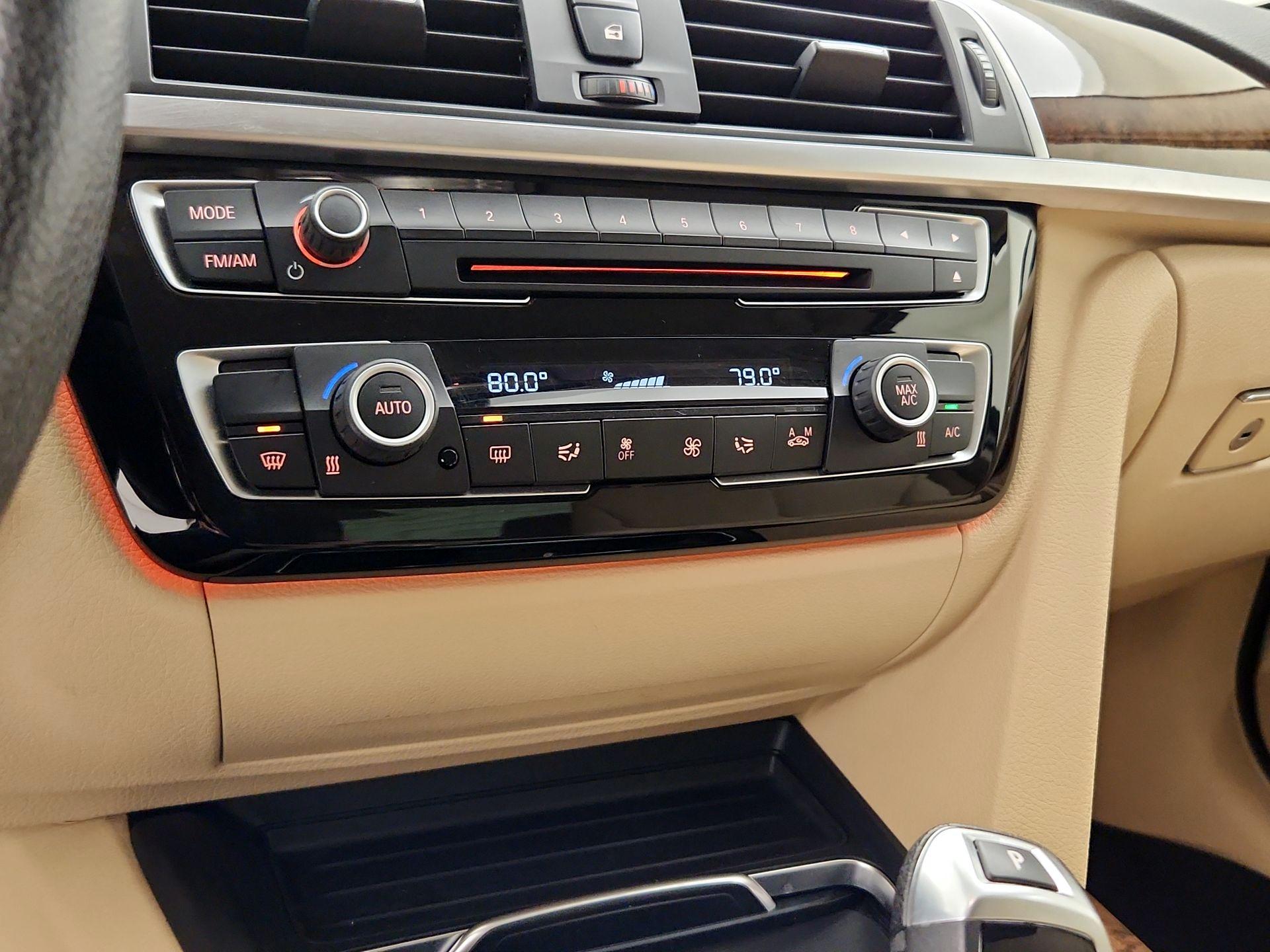 Thumbnail: 2016 BMW 3 Series - 16