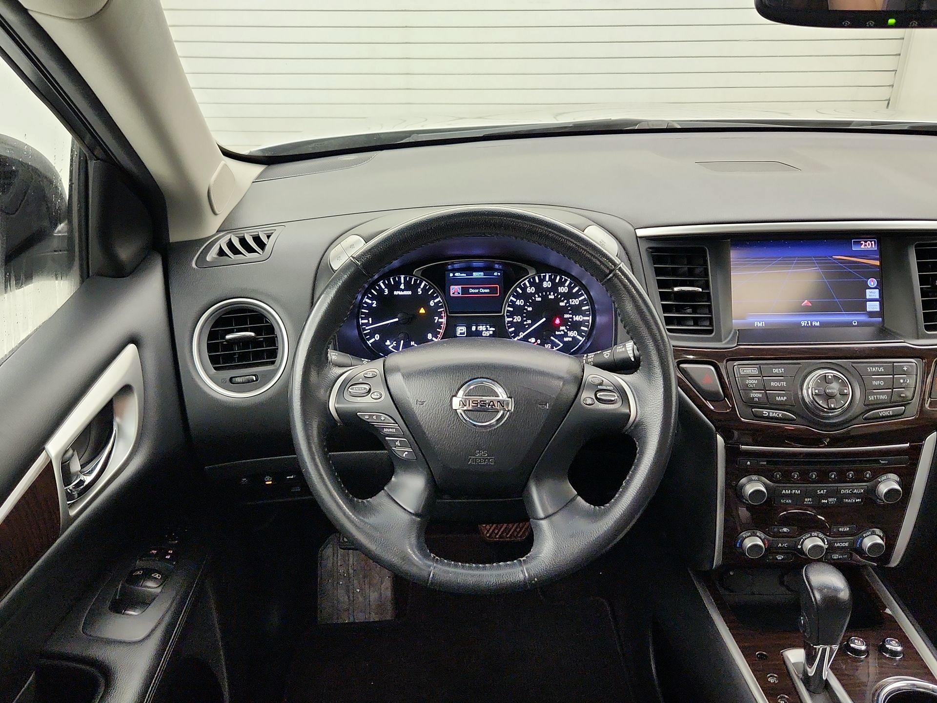 Thumbnail: 2014 Nissan Pathfinder - 10