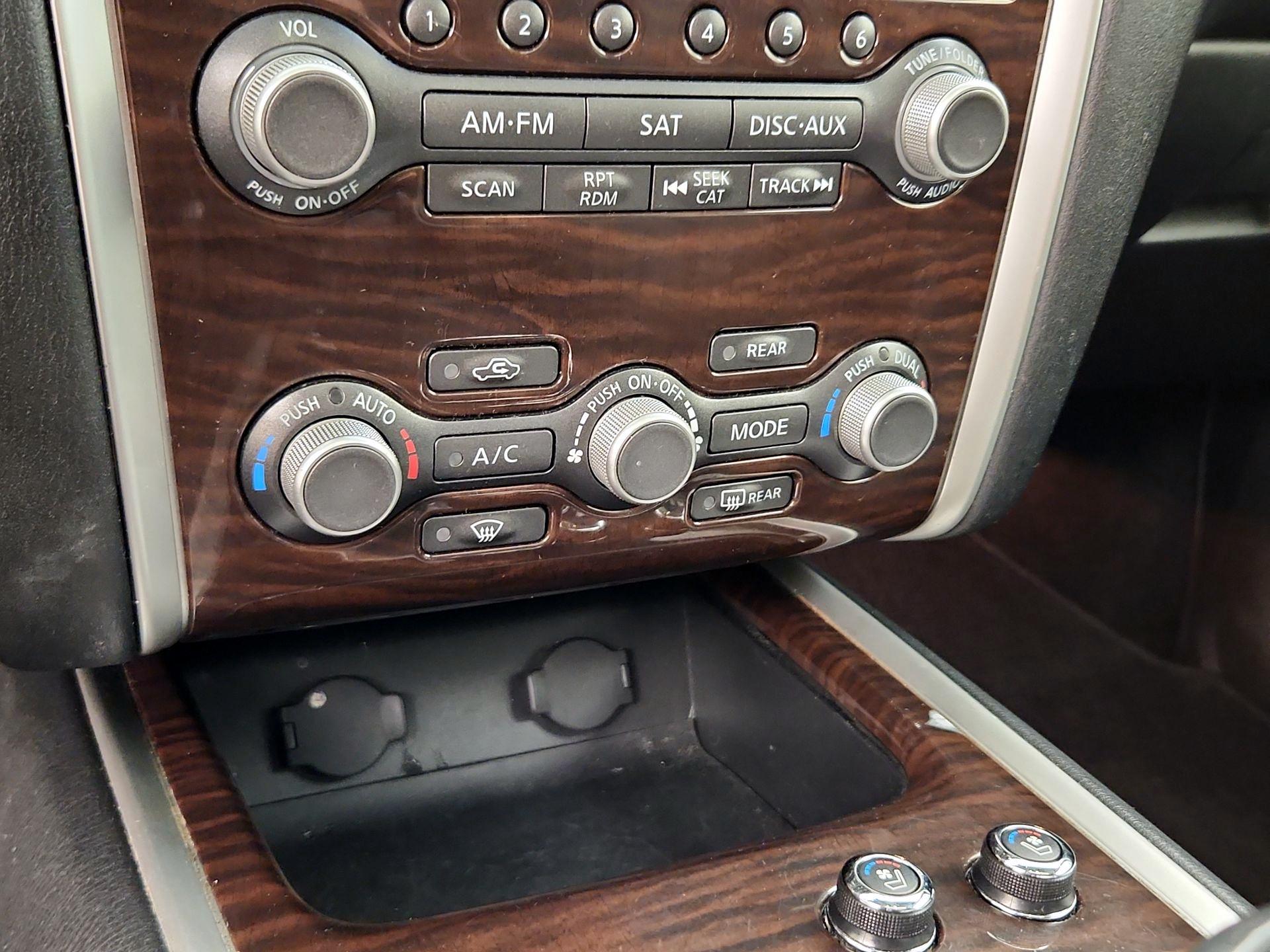 Thumbnail: 2014 Nissan Pathfinder - 17