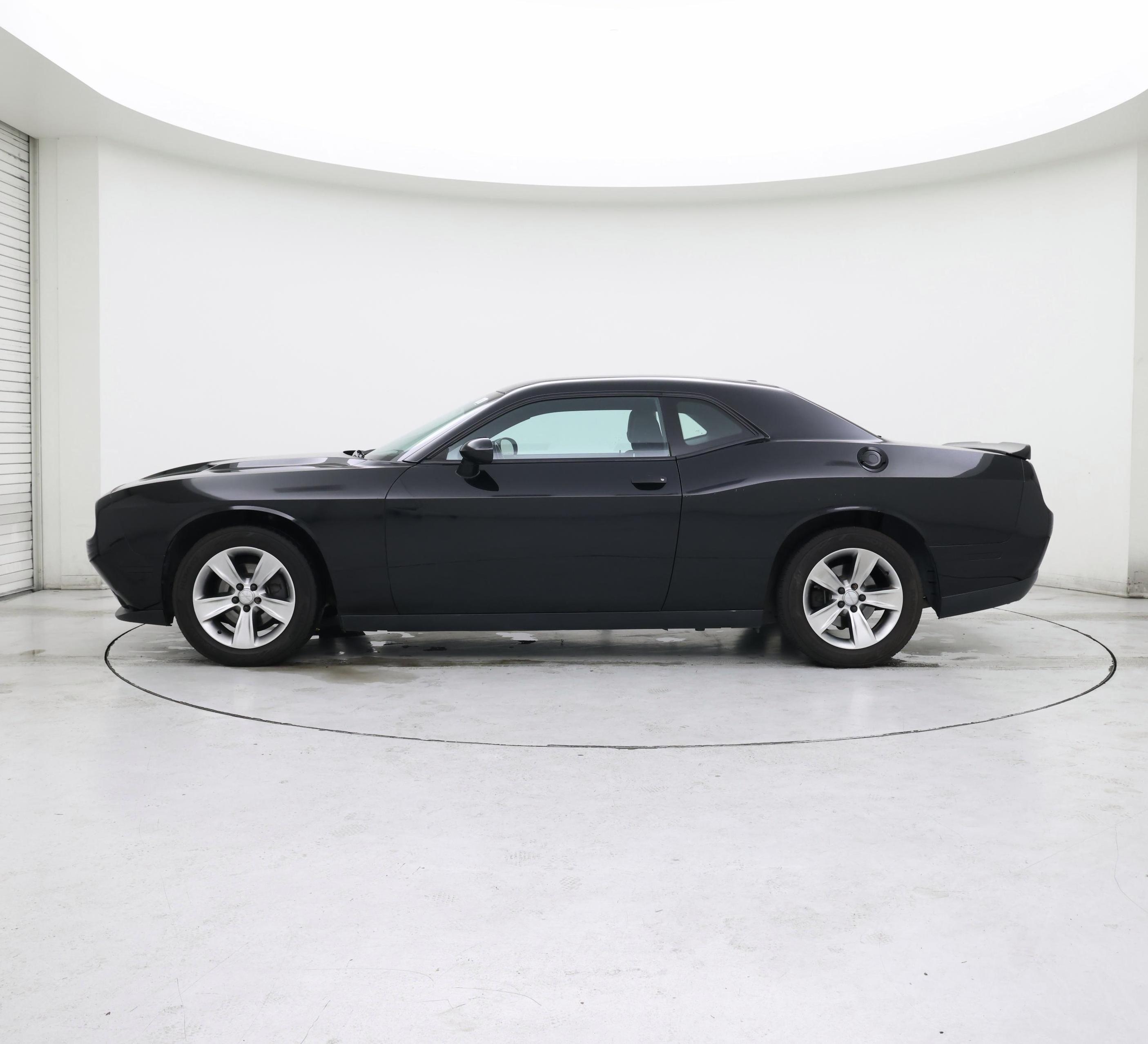 Thumbnail: 2018 Dodge Challenger - 3