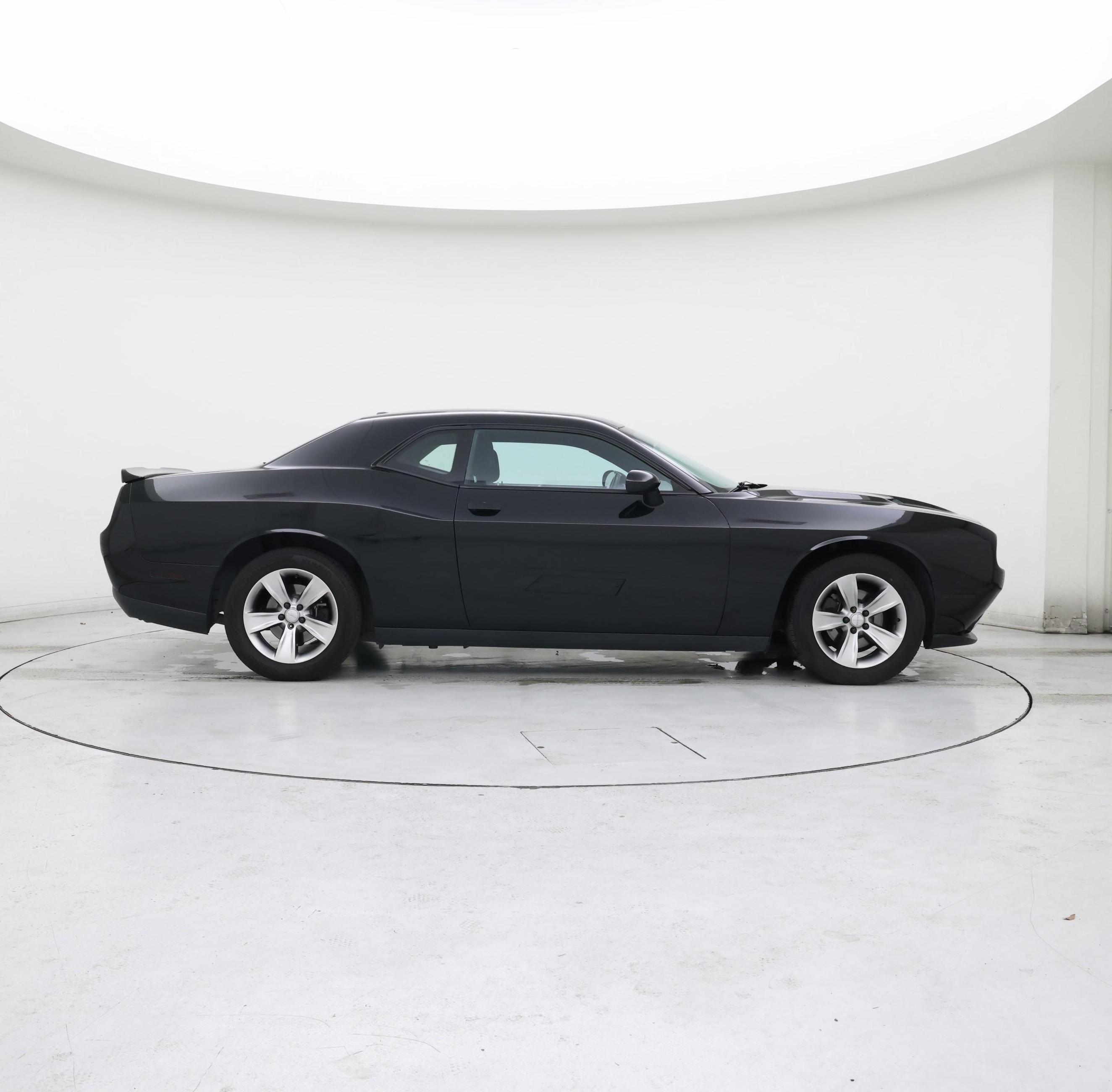 Thumbnail: 2018 Dodge Challenger - 7