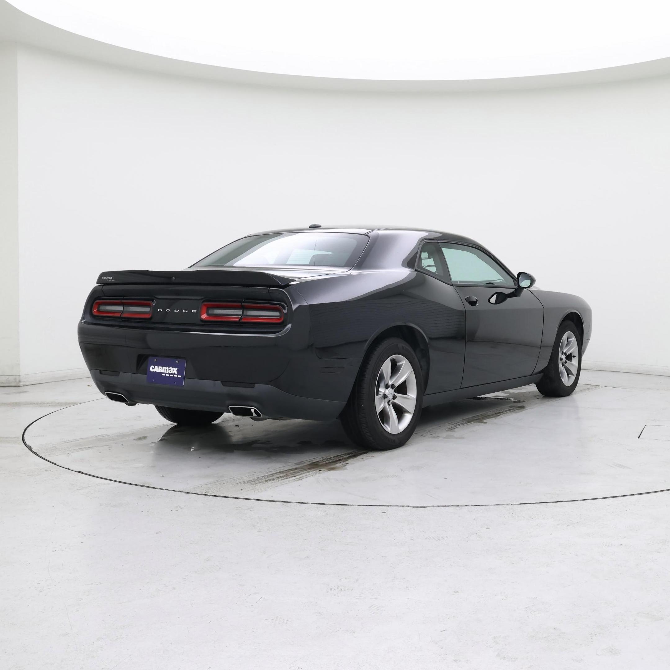 Thumbnail: 2018 Dodge Challenger - 8