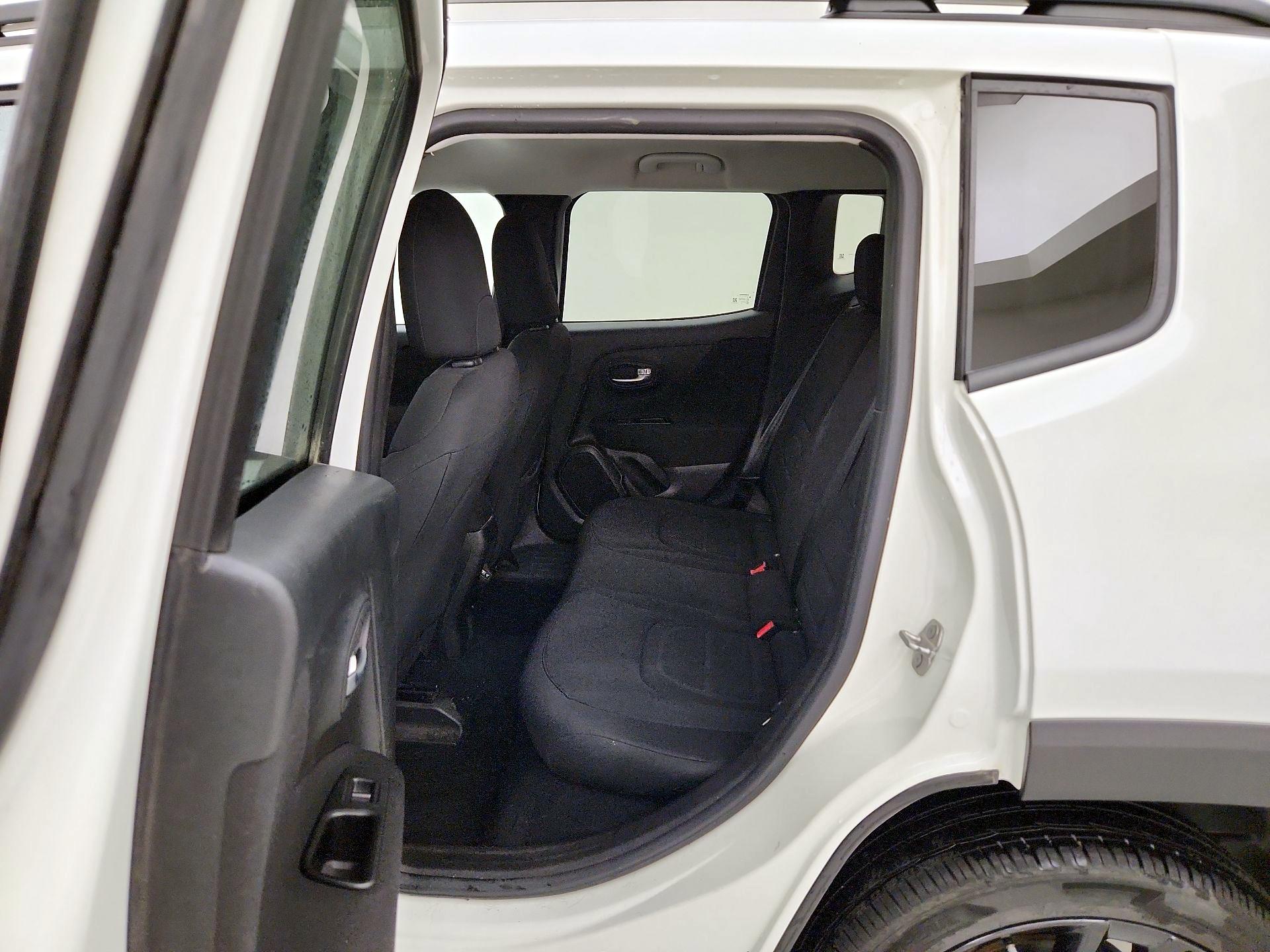 Thumbnail: 2020 Jeep Renegade - 20