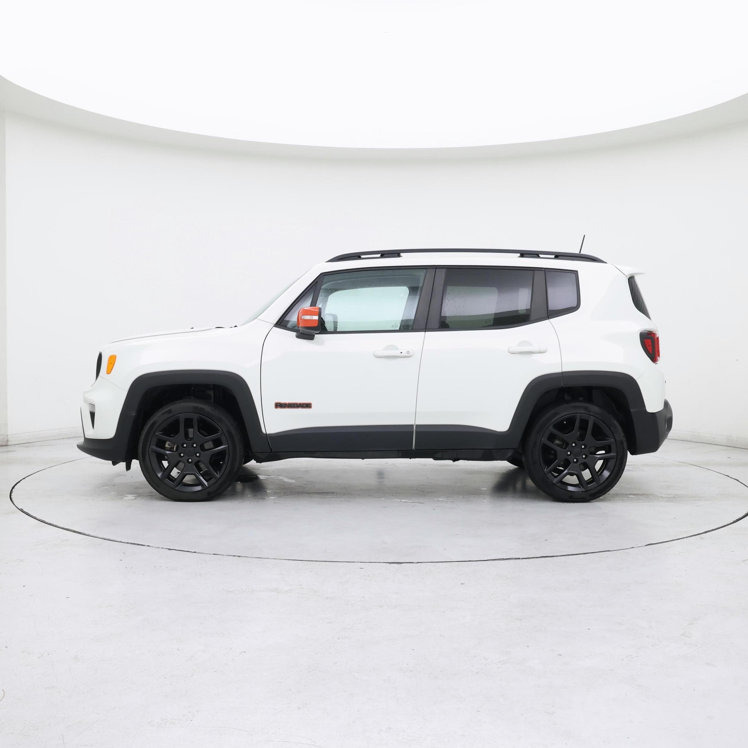 Thumbnail: 2020 Jeep Renegade - 3
