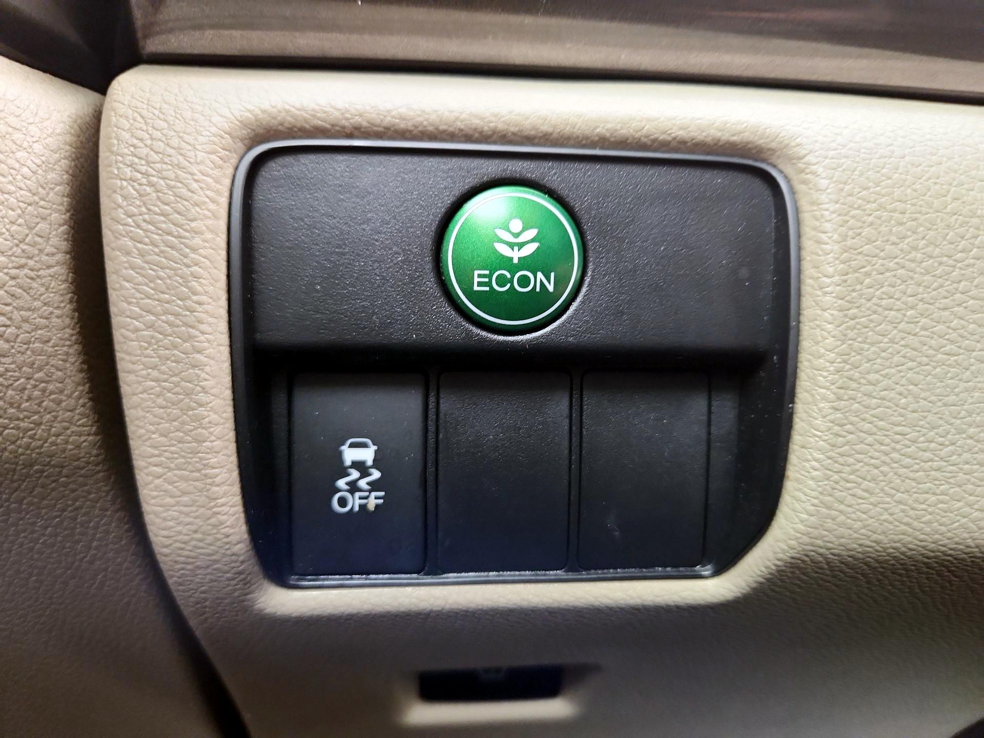 Thumbnail: 2016 Honda Accord - 13