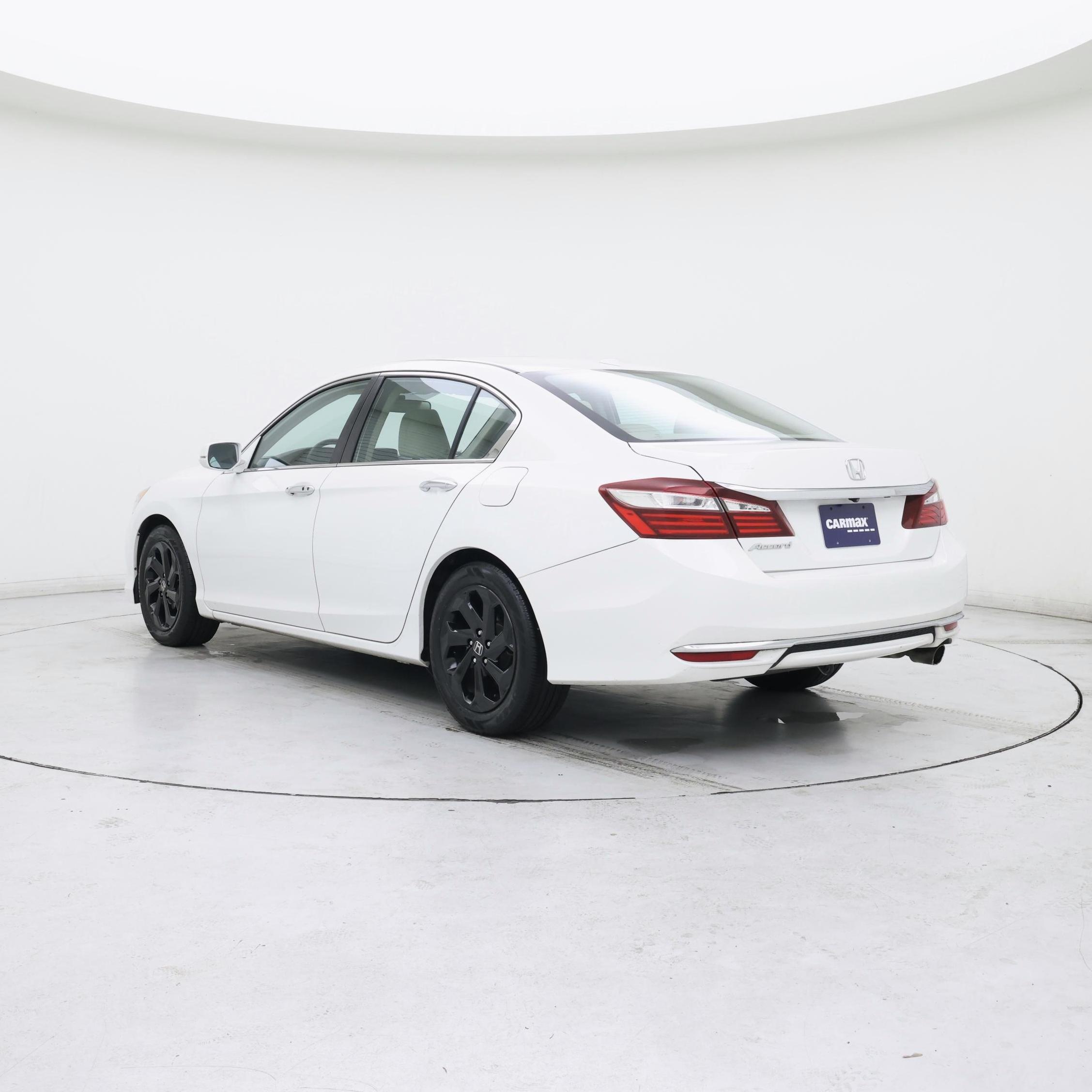 Thumbnail: 2016 Honda Accord - 2