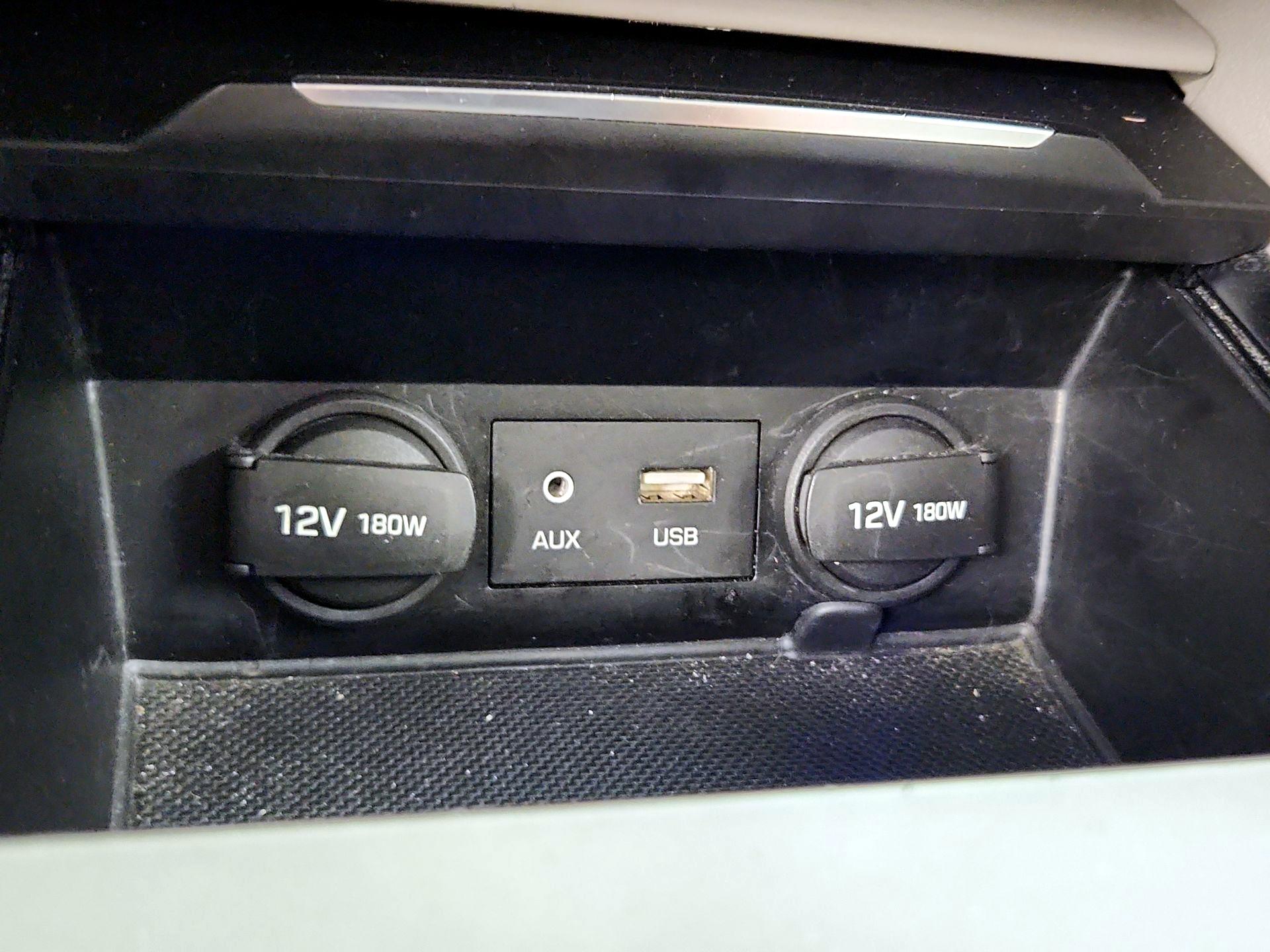 Thumbnail: 2017 Hyundai Elantra - 19