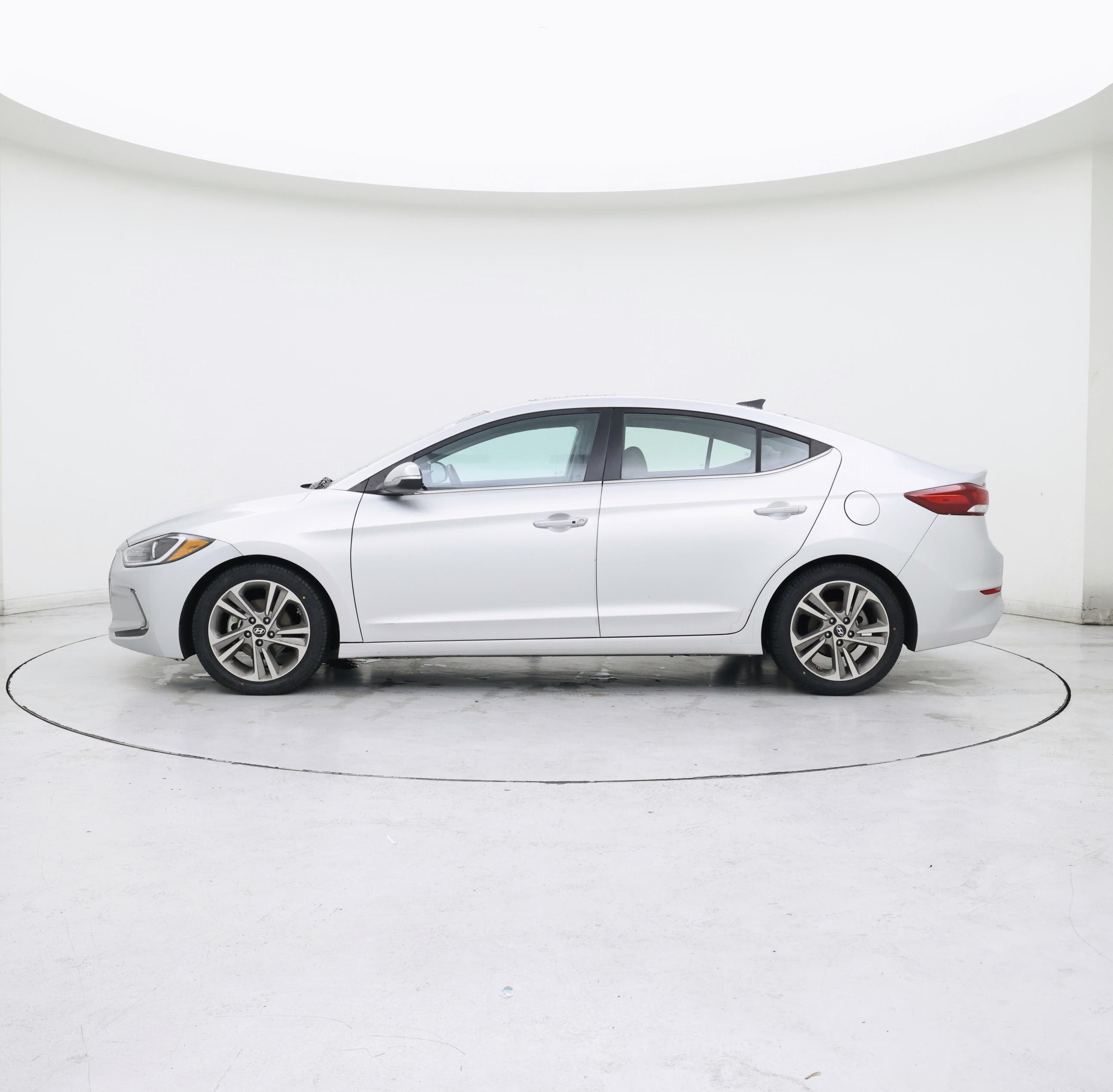 Thumbnail: 2017 Hyundai Elantra - 3