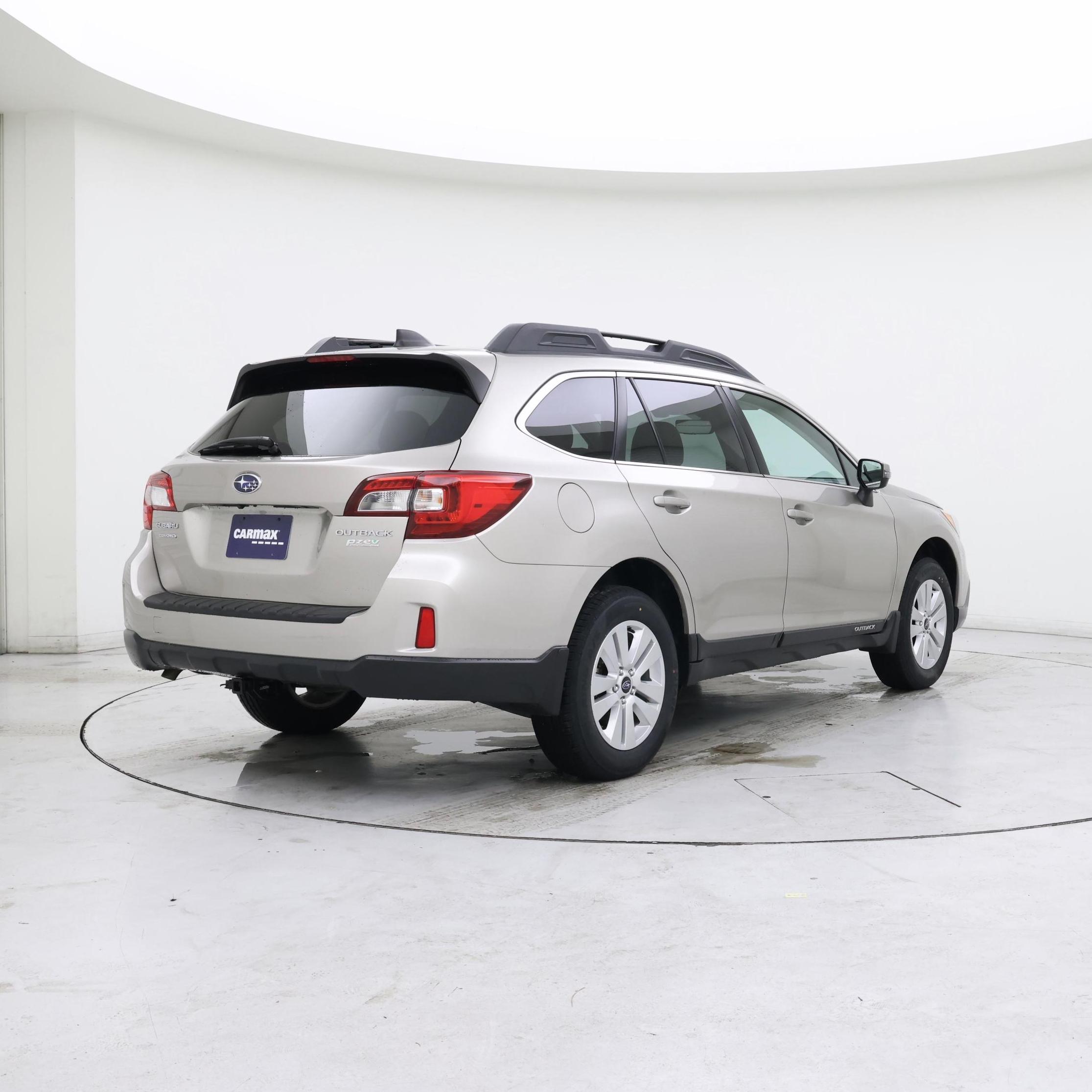 Thumbnail: 2017 Subaru Outback - 8