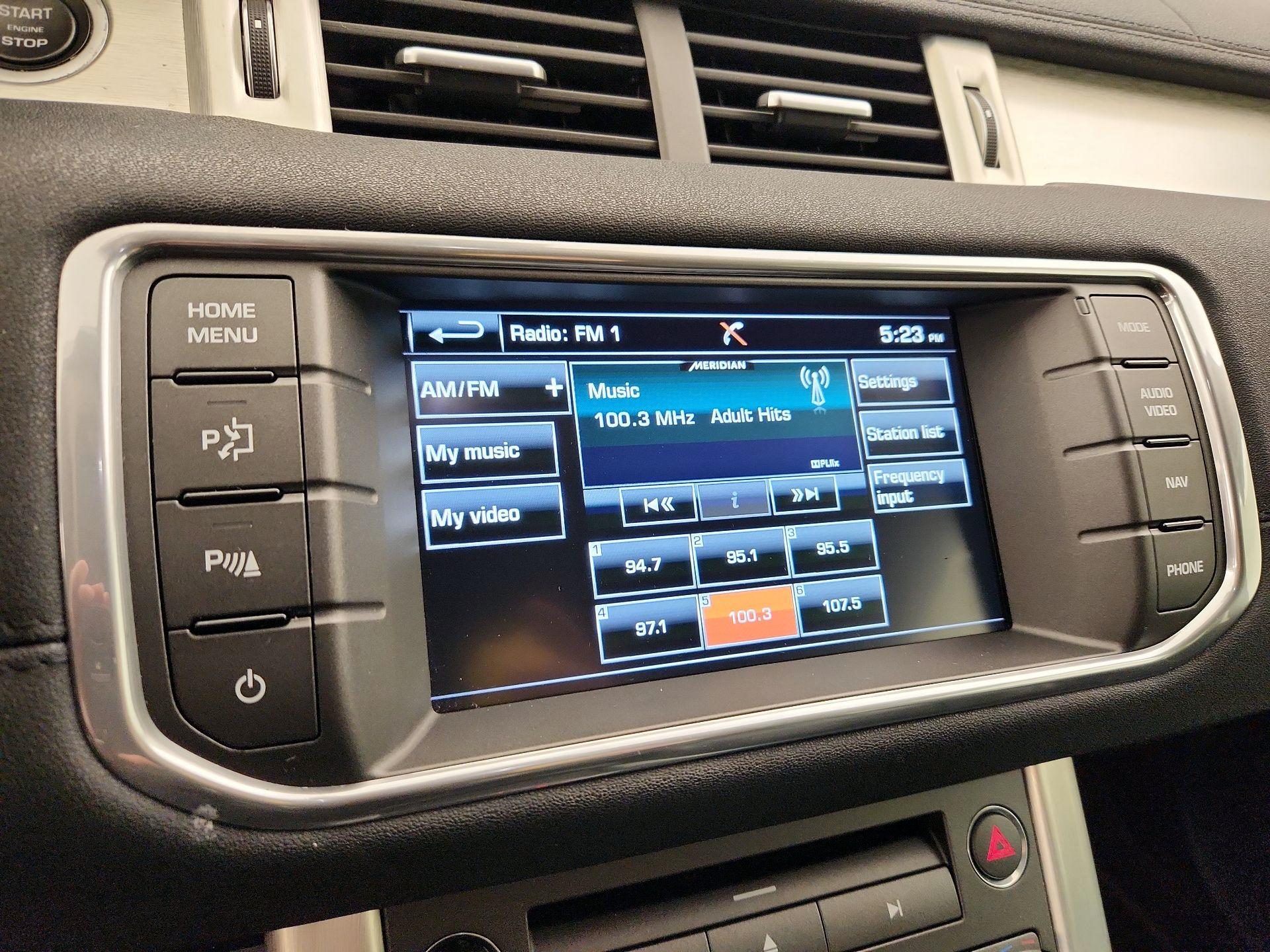 Thumbnail: 2015 Land Rover Range Rover Evoque - 16