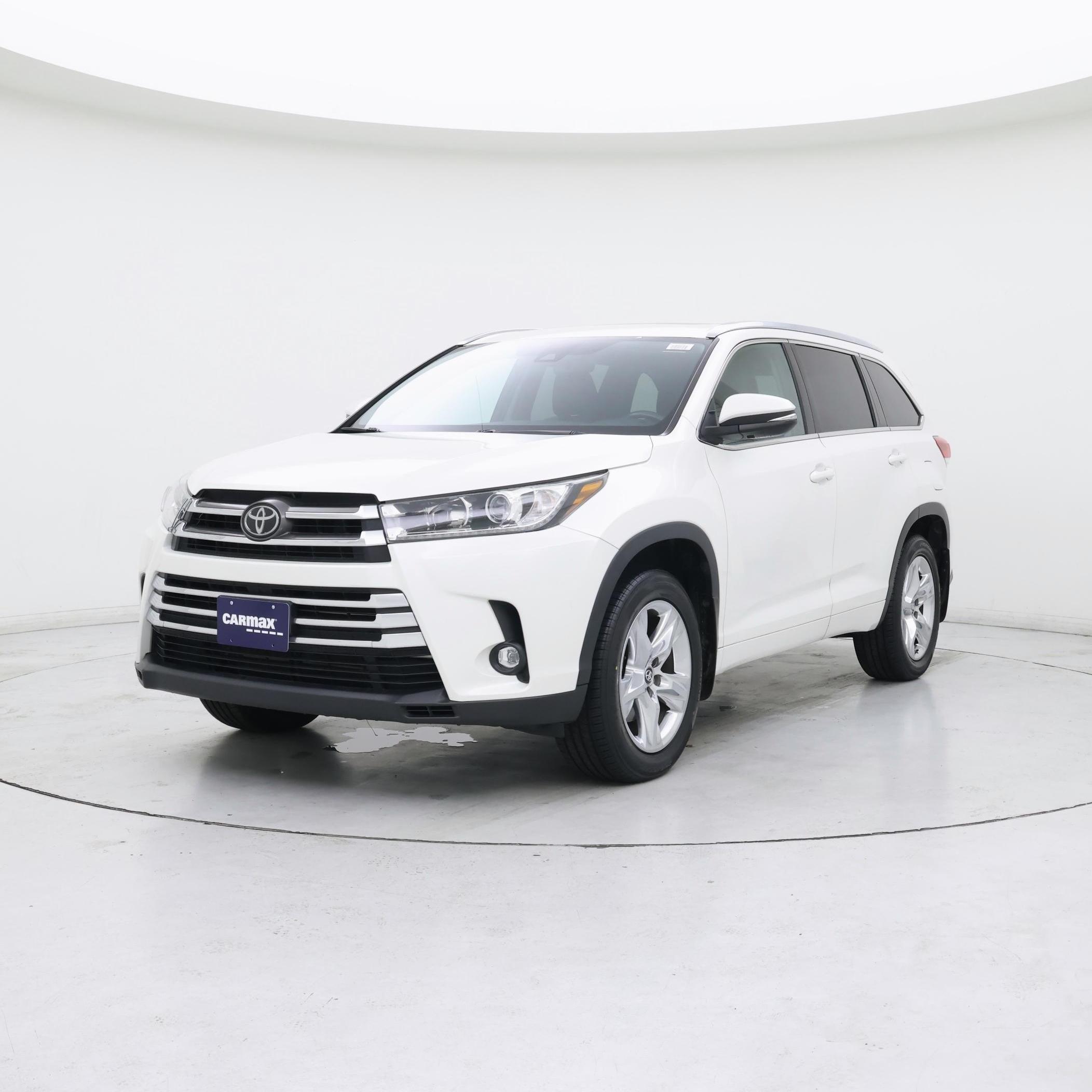 Thumbnail: 2019 Toyota Highlander - 4