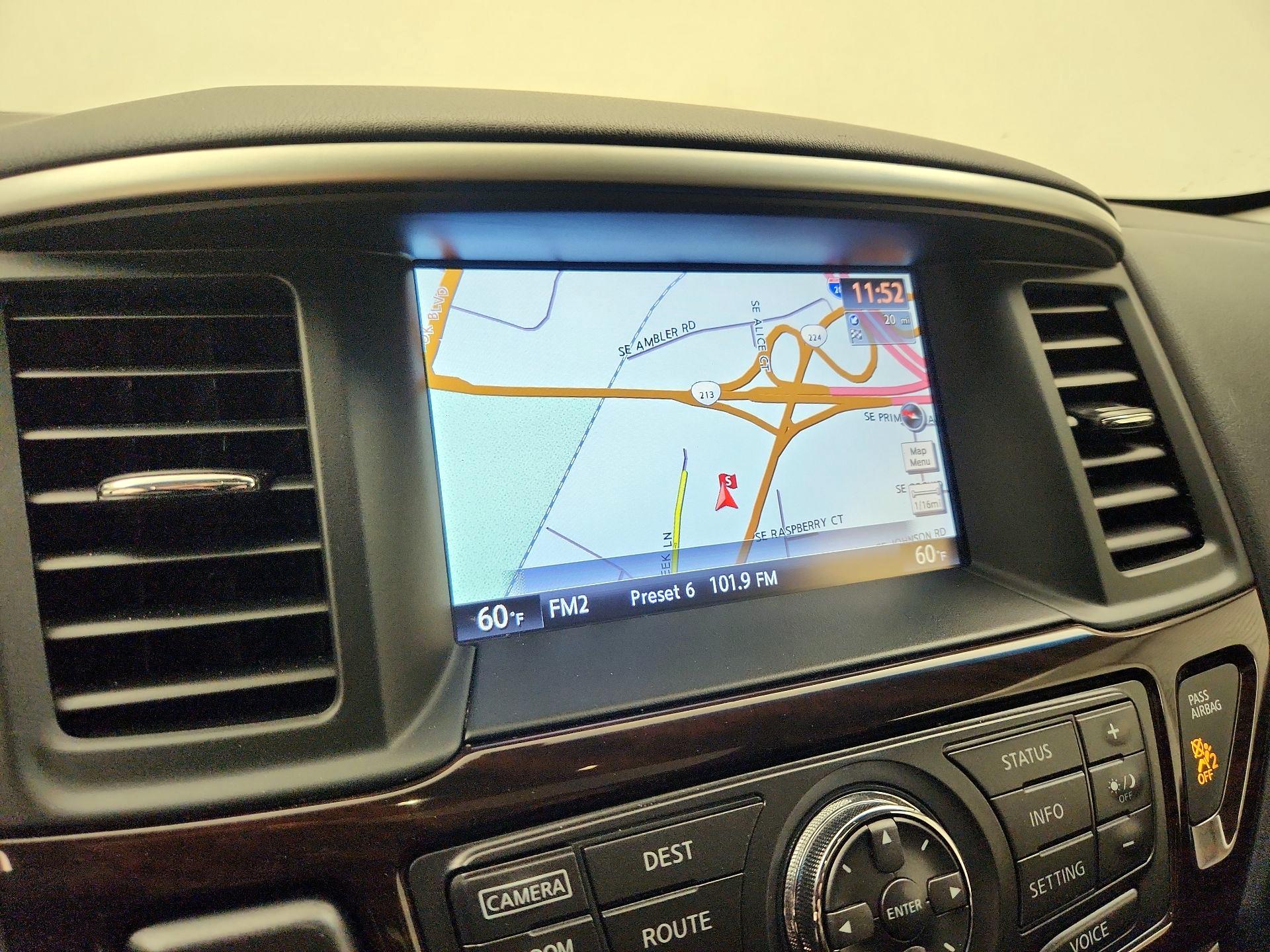 Thumbnail: 2015 Nissan Pathfinder - 14