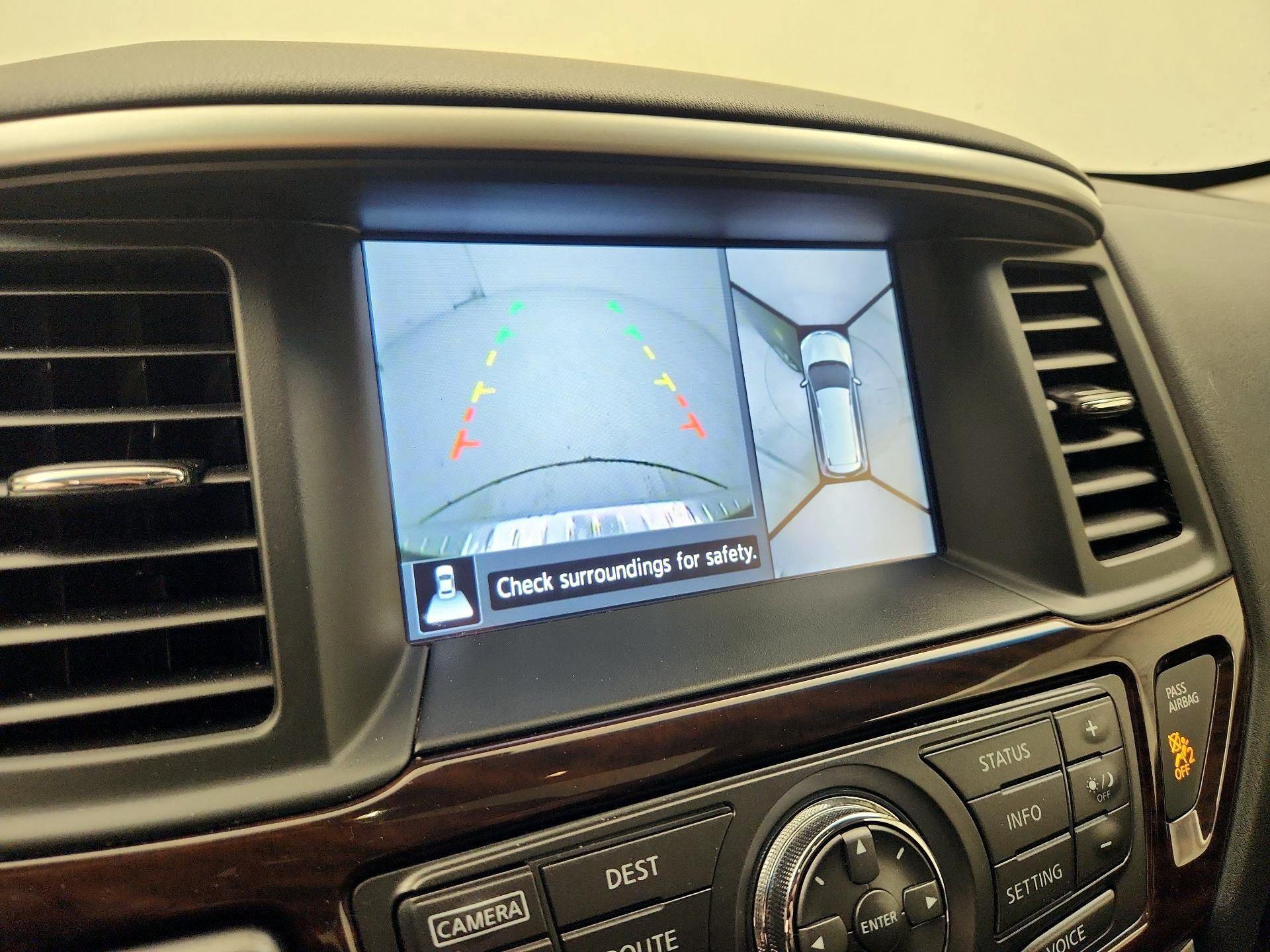 Thumbnail: 2015 Nissan Pathfinder - 15