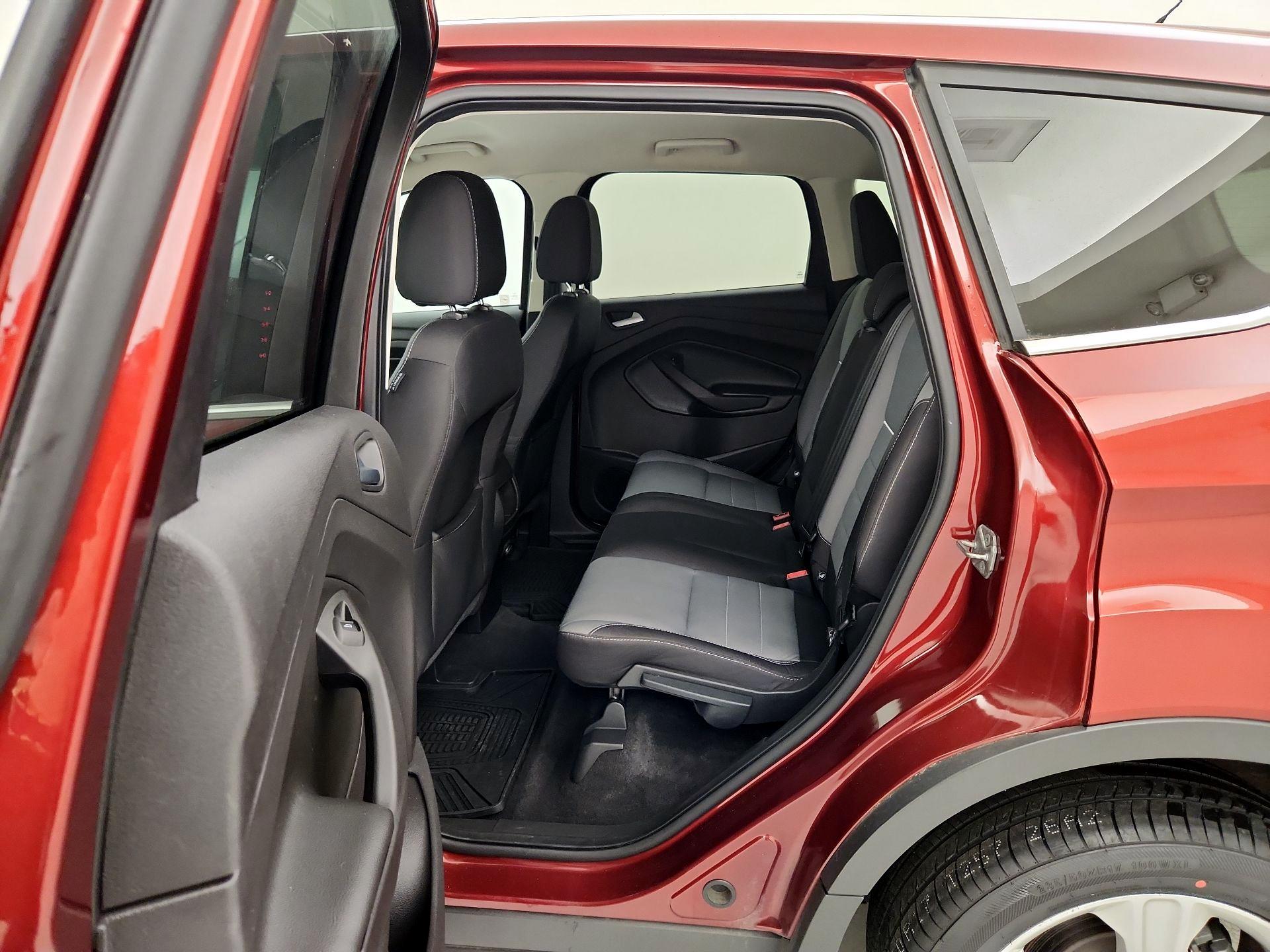 Thumbnail: 2014 Ford Escape - 19