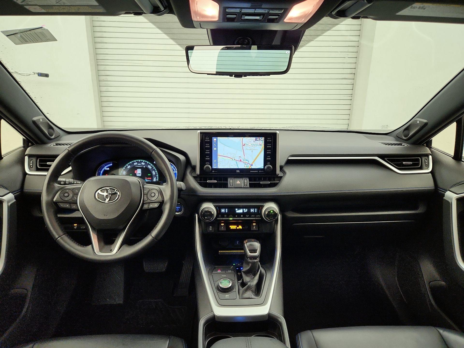 Thumbnail: 2020 Toyota RAV4 - 9