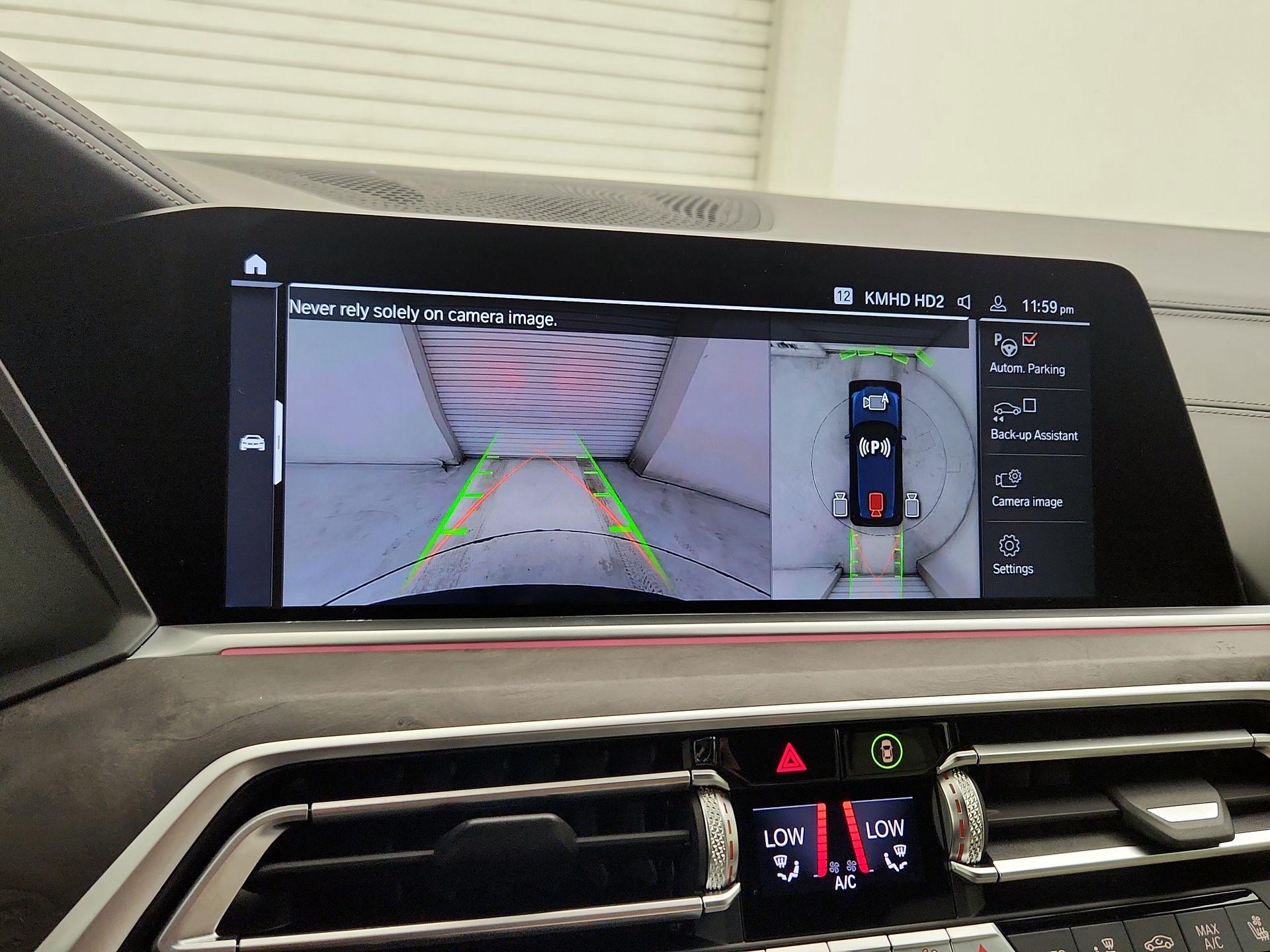 Thumbnail: 2021 BMW X5 - 15