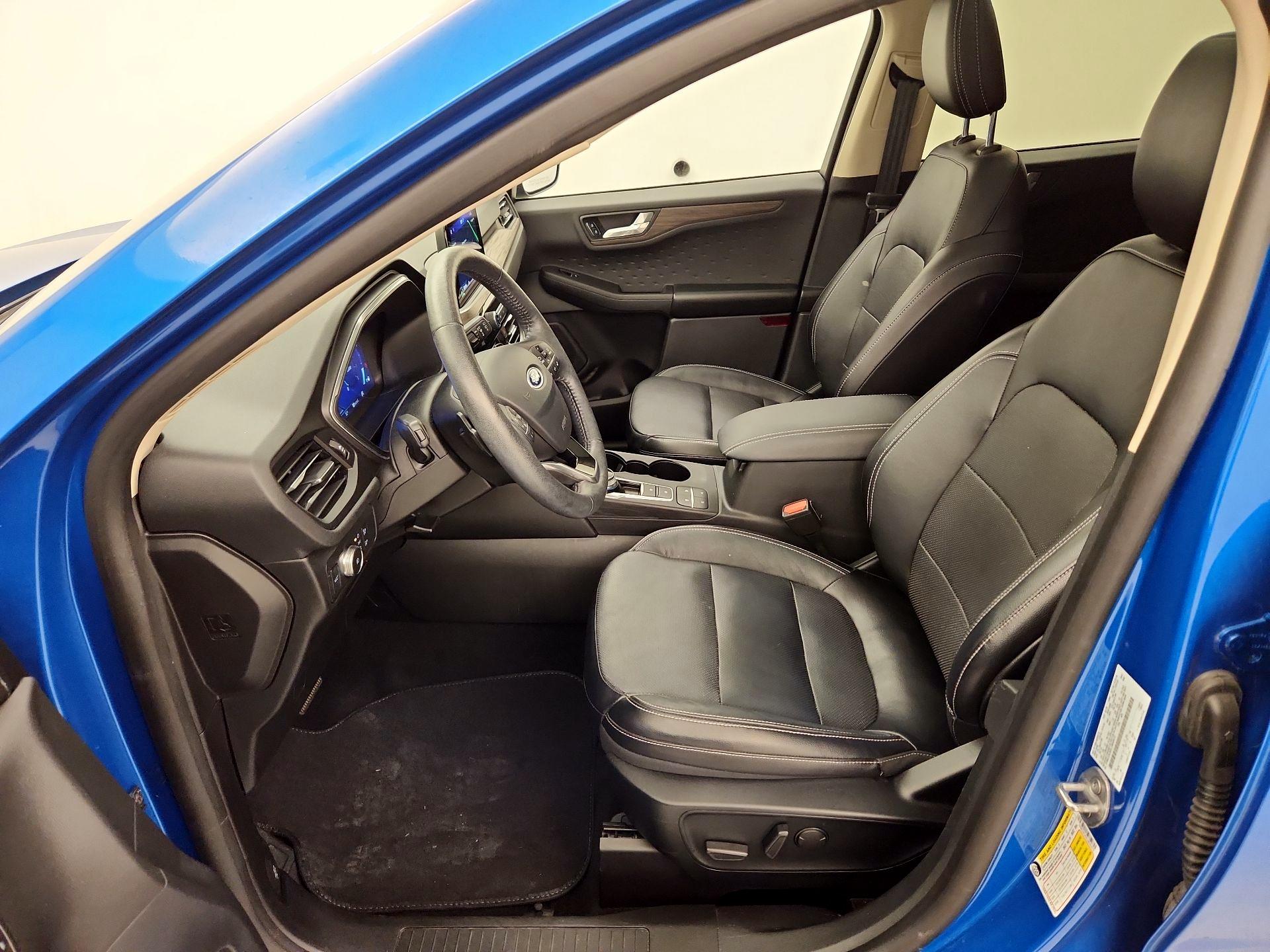 Thumbnail: 2020 Ford Escape - 11