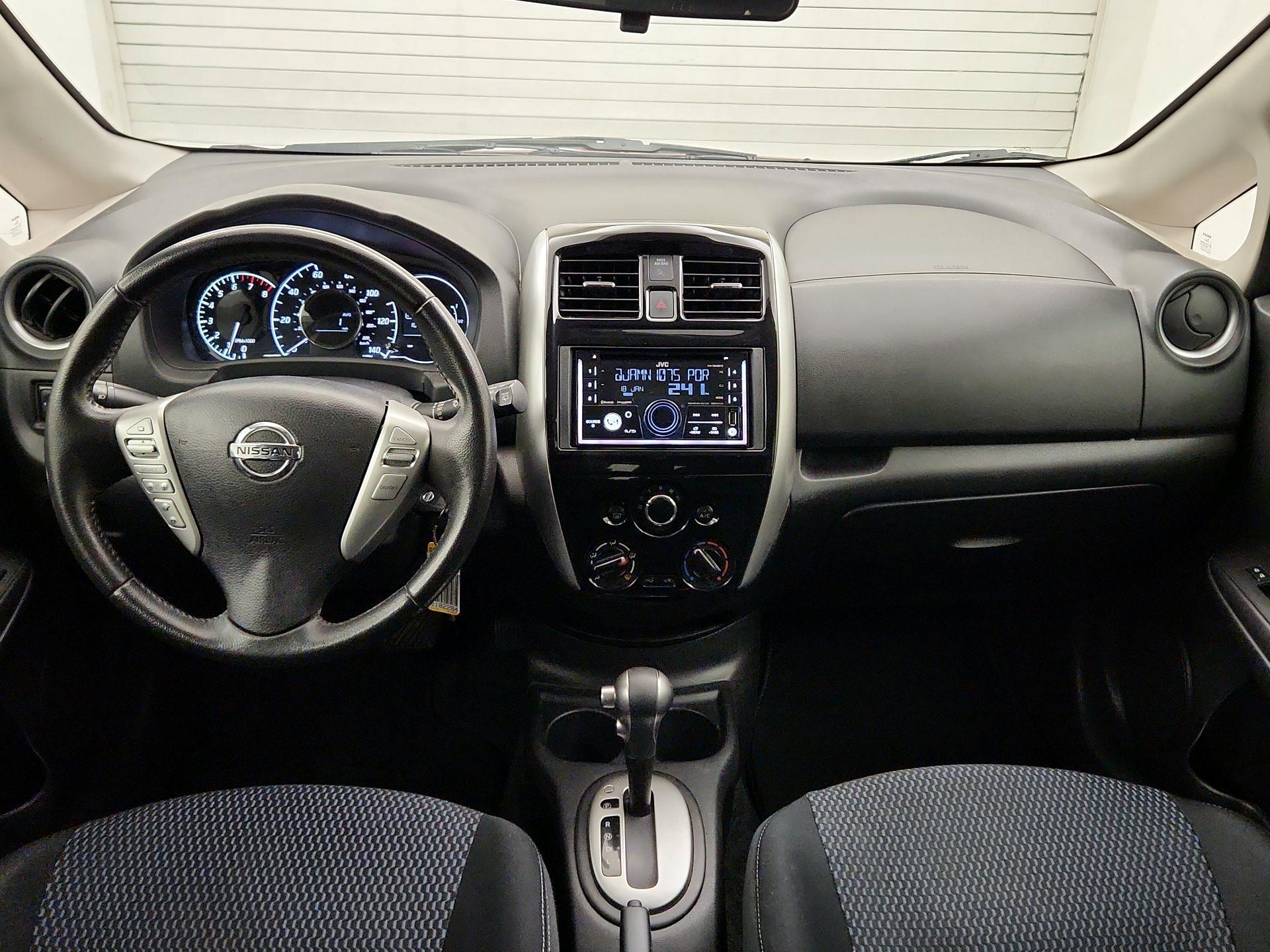 Thumbnail: 2015 Nissan Versa Note - 9