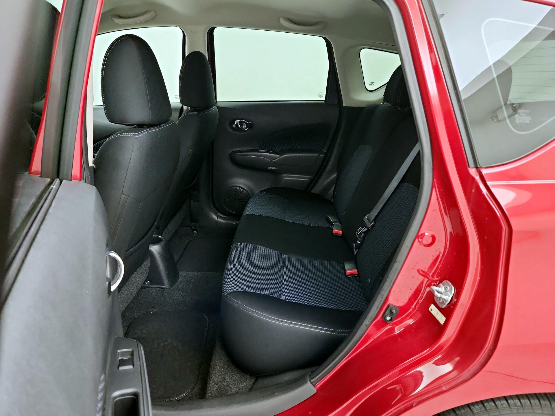 Thumbnail: 2015 Nissan Versa Note - 18