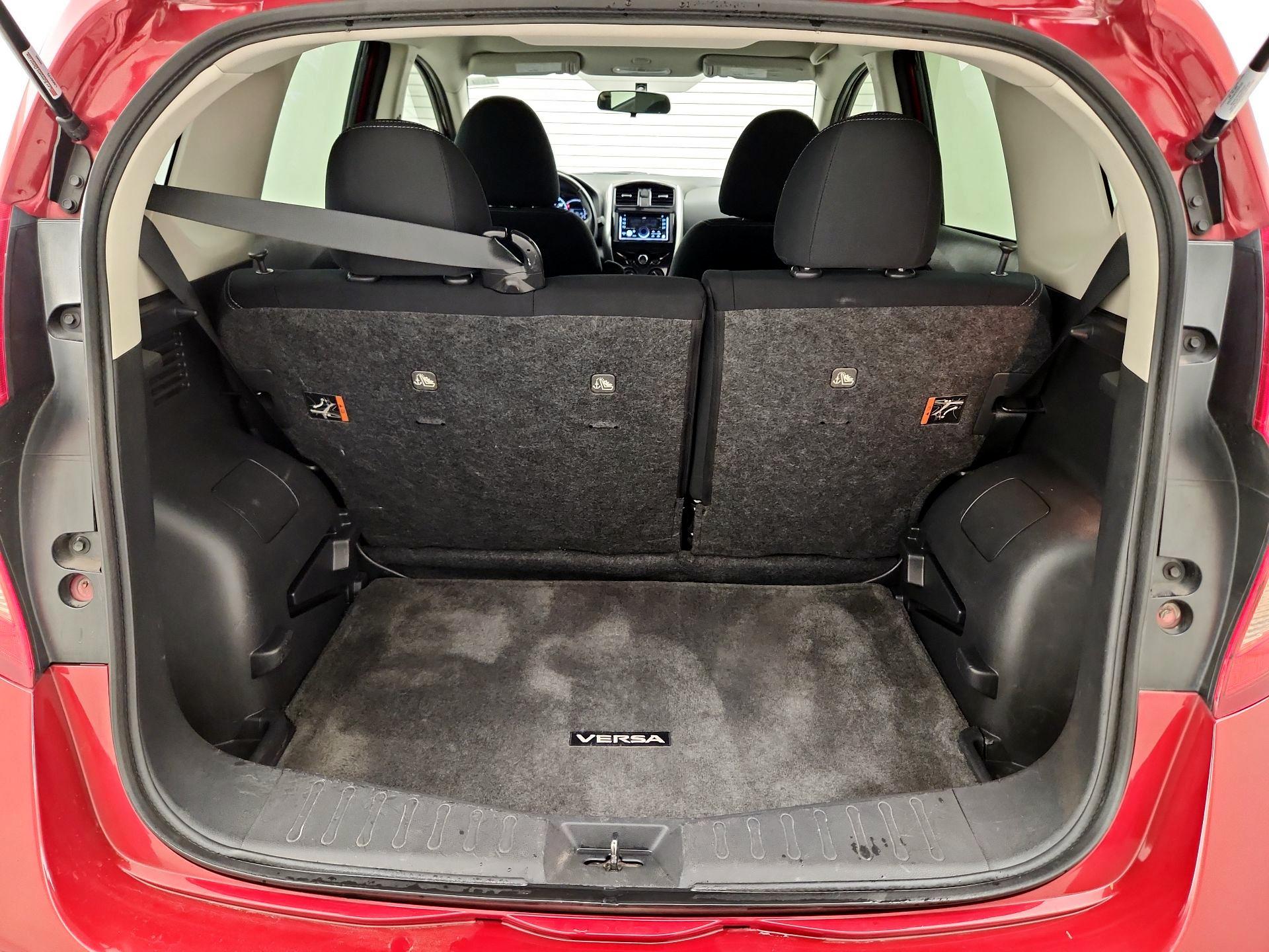 Thumbnail: 2015 Nissan Versa Note - 19