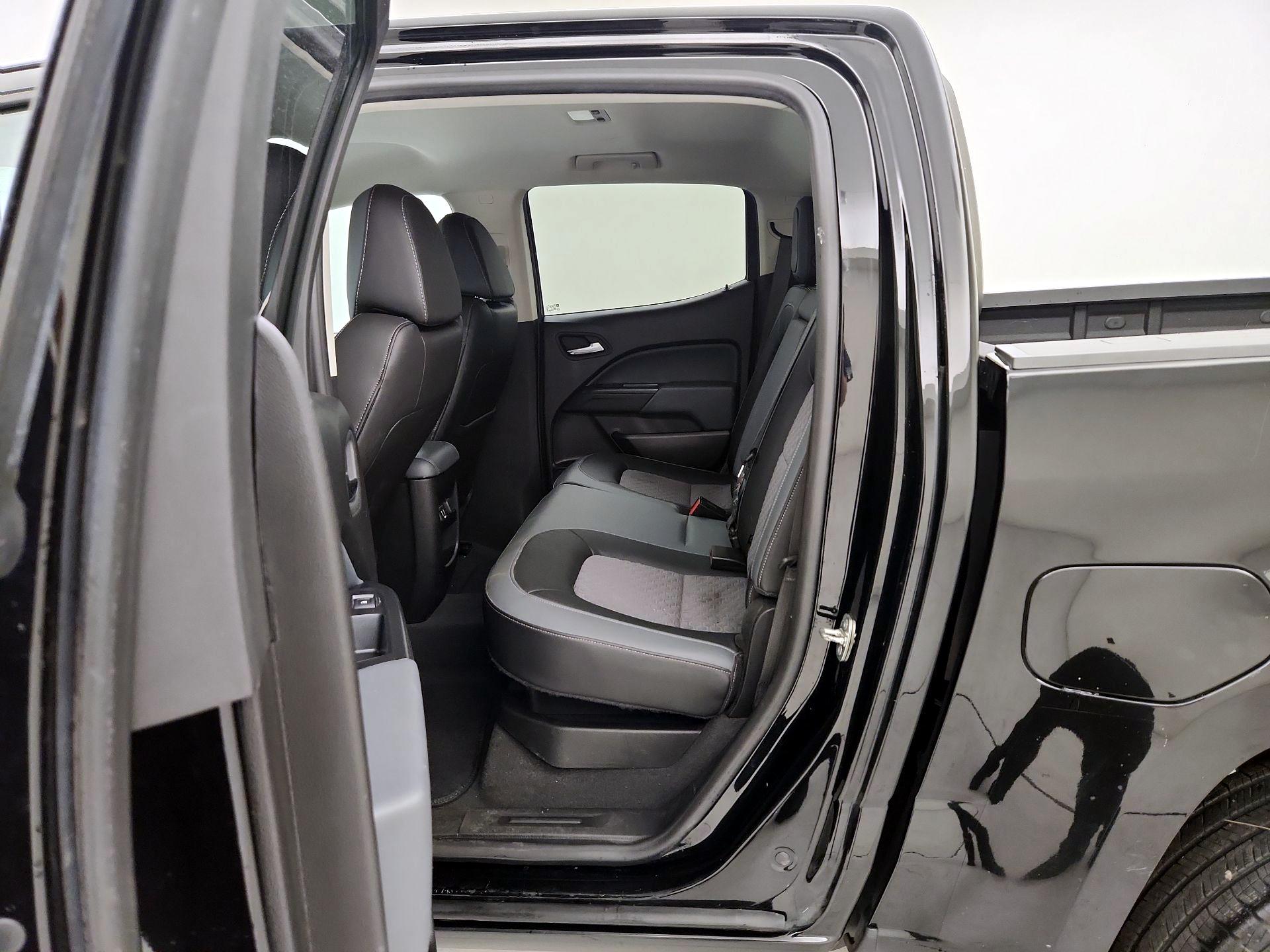 Thumbnail: 2021 Chevrolet Colorado - 20