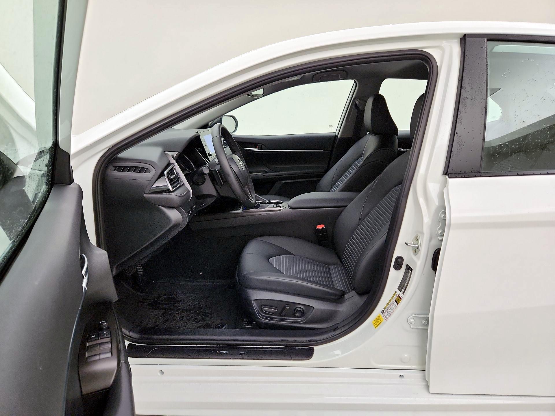 Thumbnail: 2024 Toyota Camry - 11