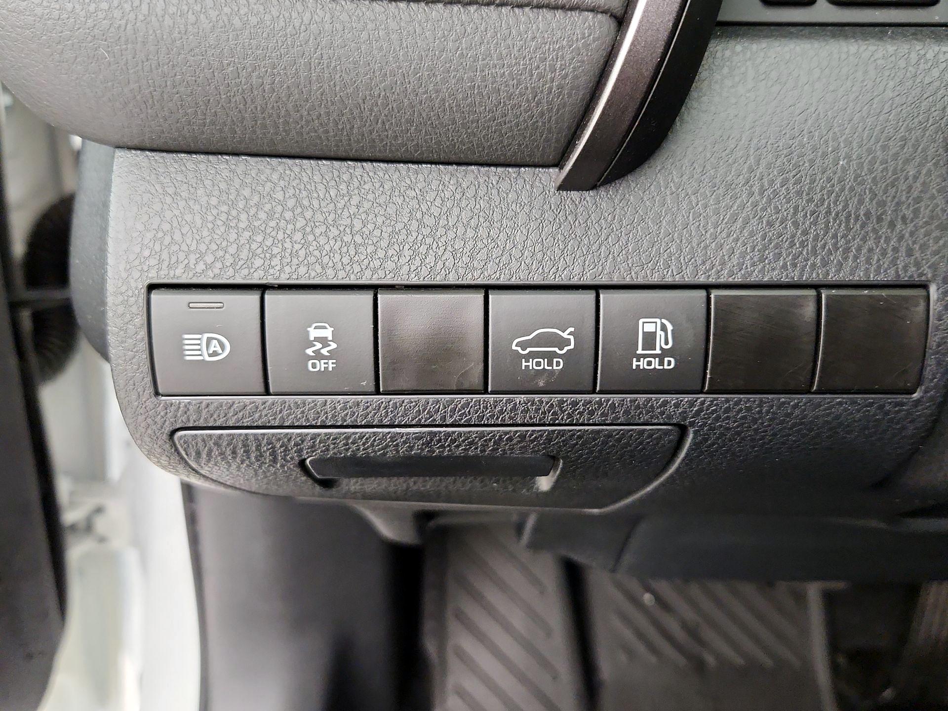 Thumbnail: 2024 Toyota Camry - 13