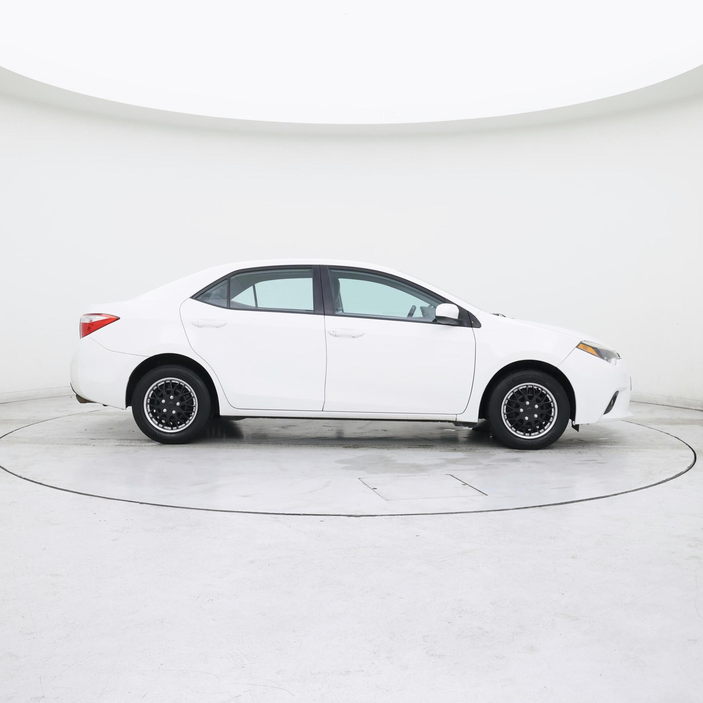 Thumbnail: 2014 Toyota Corolla - 7