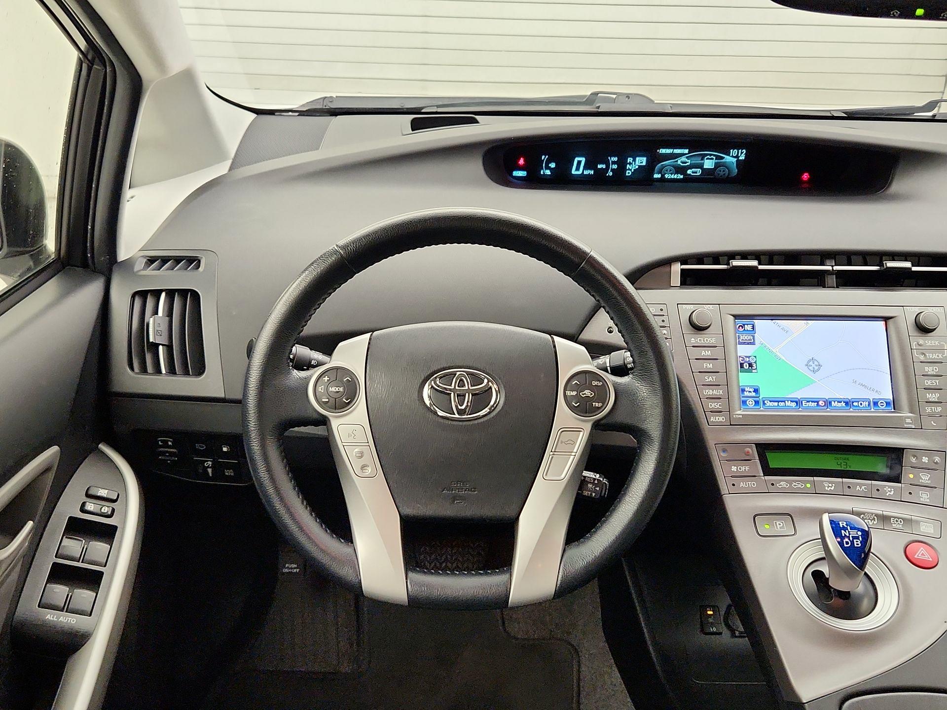 Thumbnail: 2015 Toyota Prius - 10