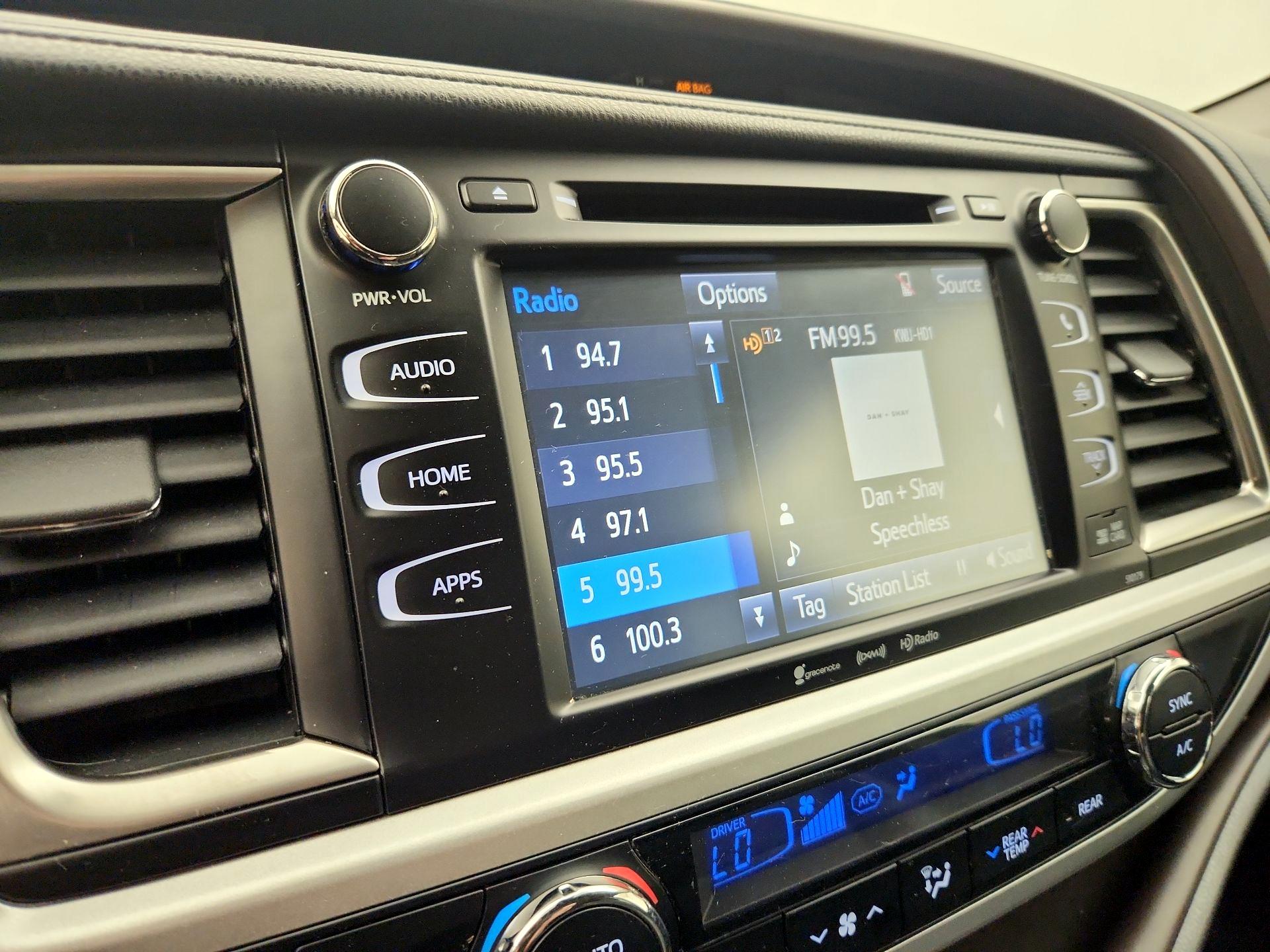 Thumbnail: 2017 Toyota Highlander - 16