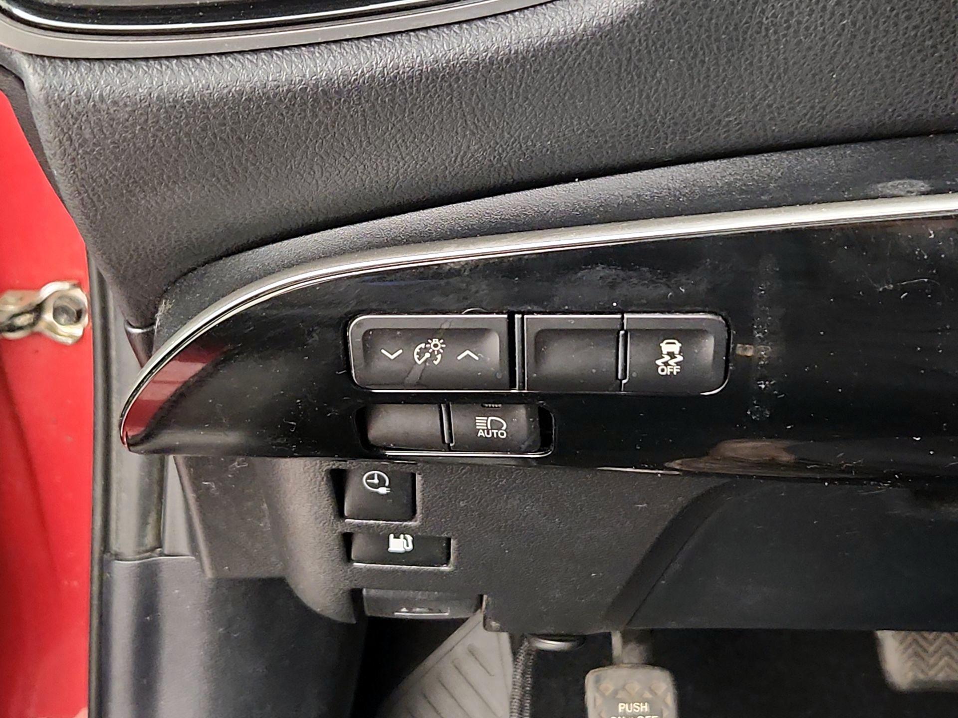 Thumbnail: 2017 Toyota Prius Prime - 13