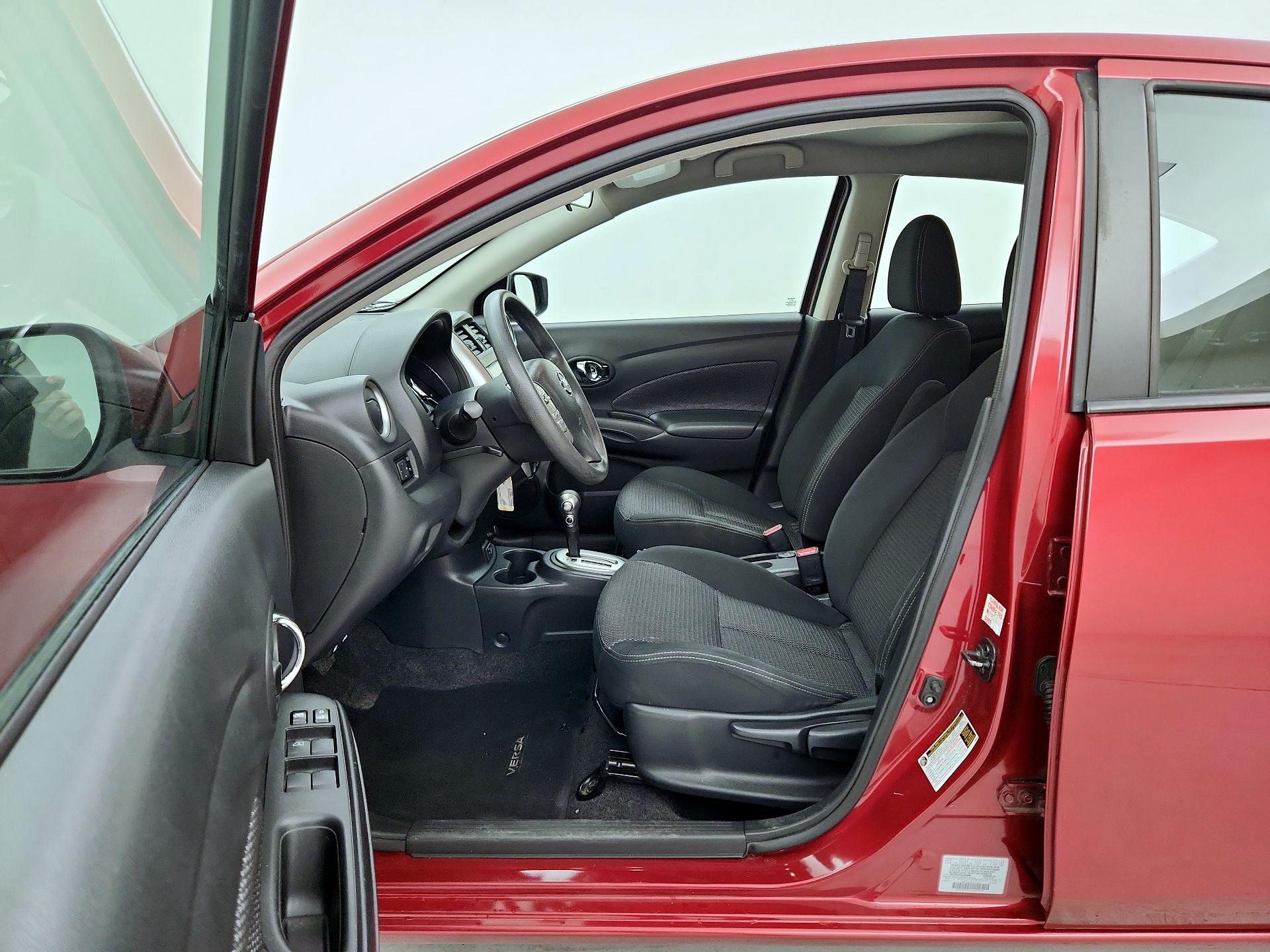 Thumbnail: 2018 Nissan Versa - 11