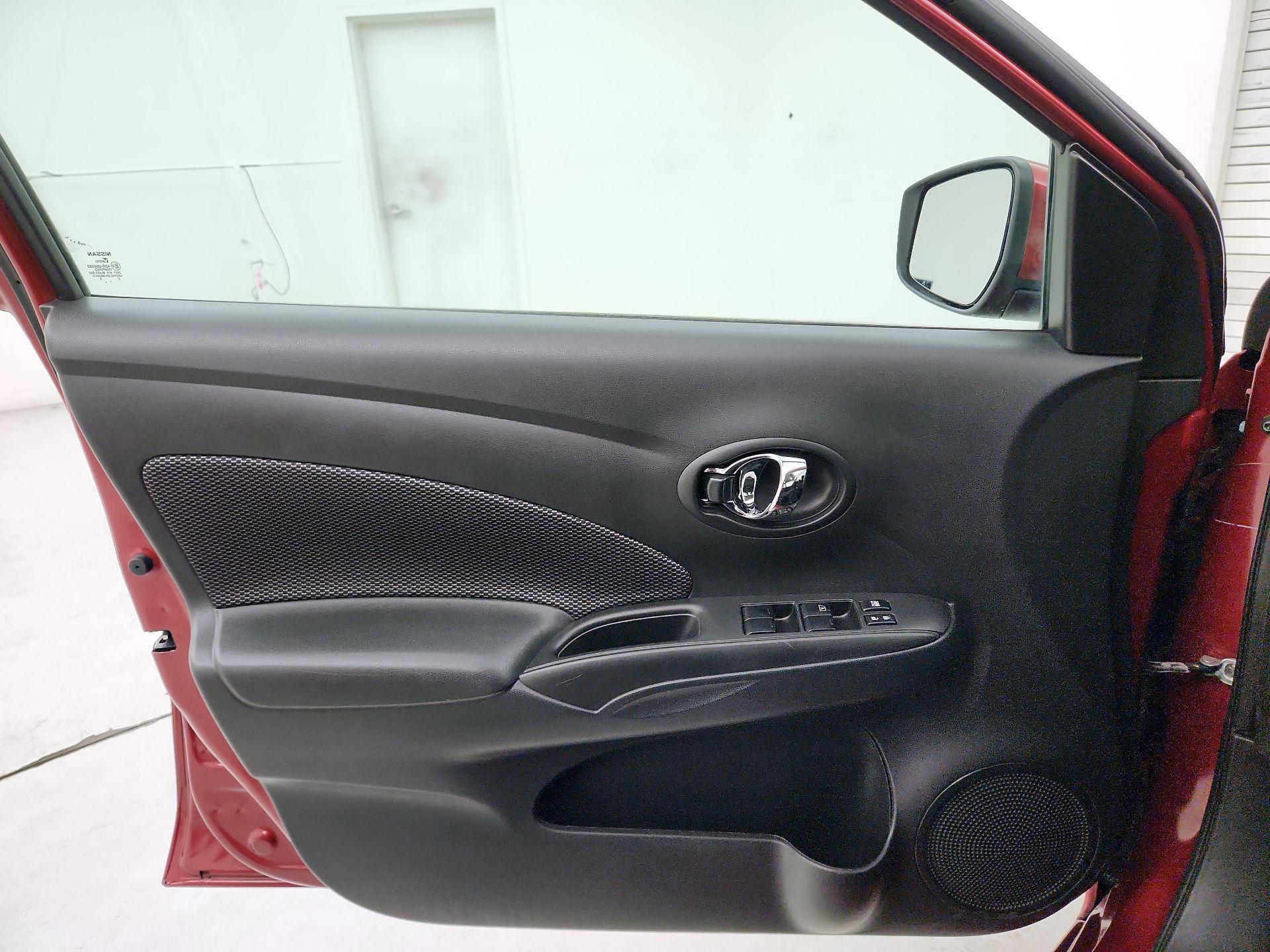 Thumbnail: 2018 Nissan Versa - 12