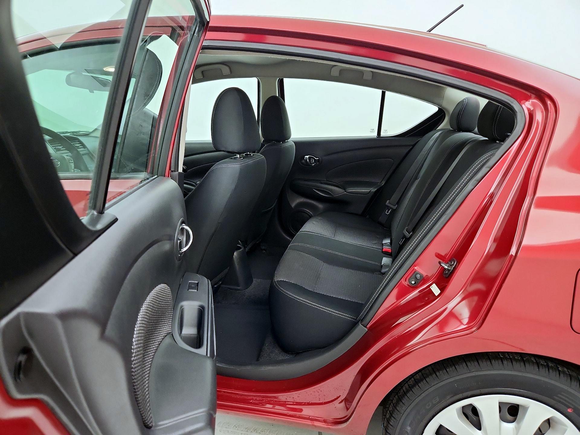 Thumbnail: 2018 Nissan Versa - 18