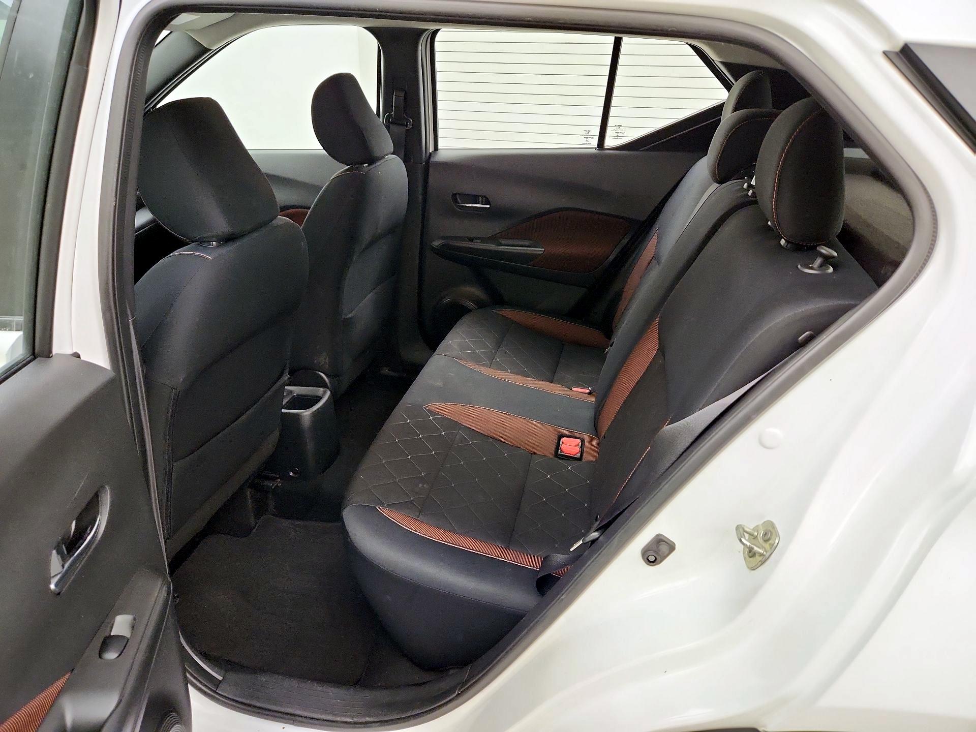 Thumbnail: 2018 Nissan Kicks - 19