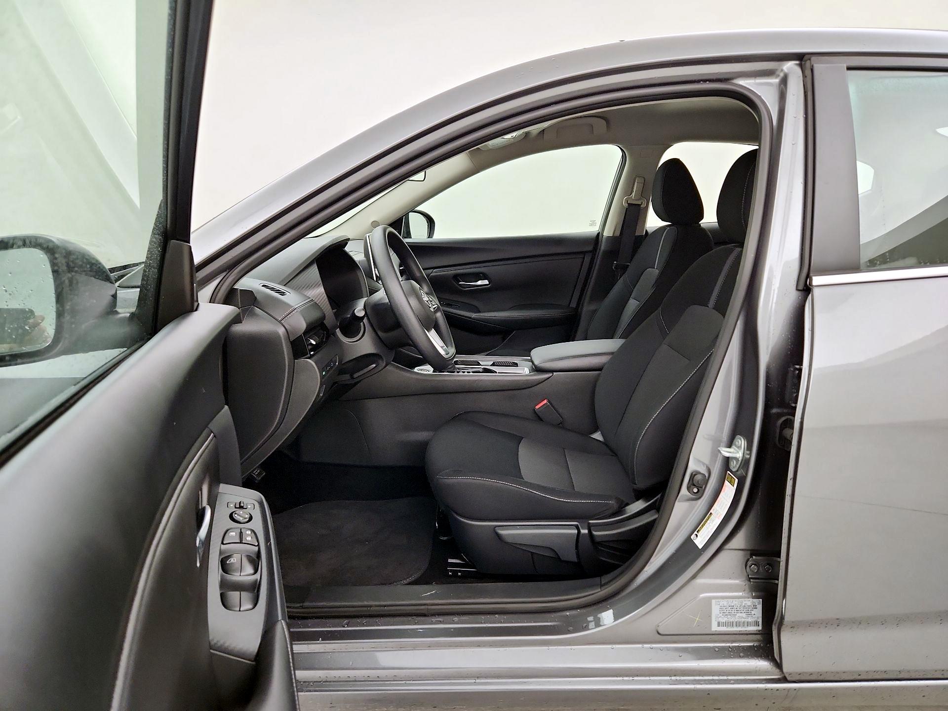 Thumbnail: 2025 Nissan Sentra - 11